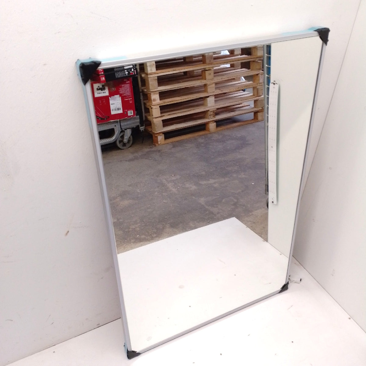 Camargue LED Lichtspiegel Frame 100 x 68 cm Touchsensor Badmöbel Beleuchtung