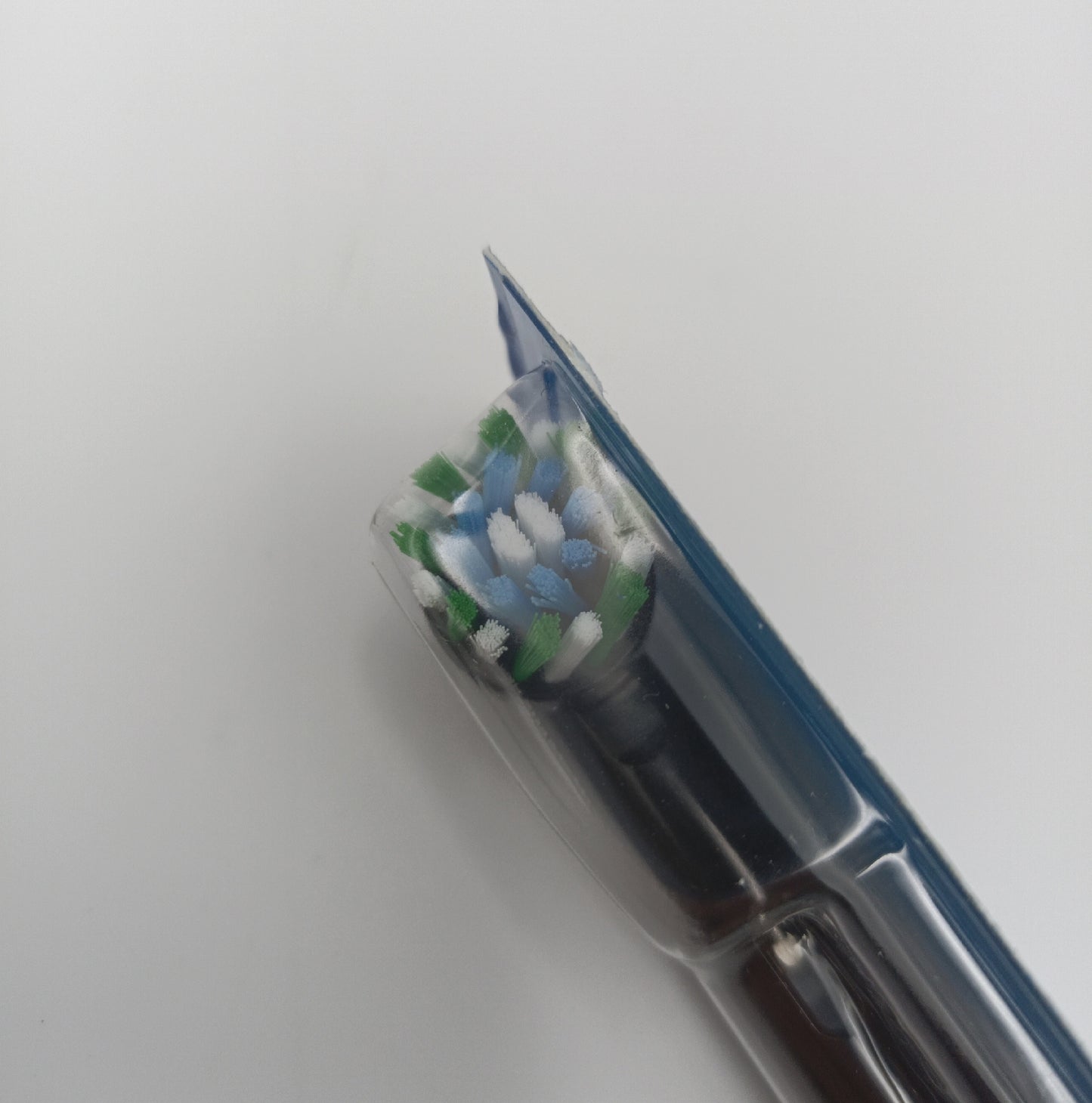 OralB CrossAction Aufsteckbuersten X Borsten 11 Stueck Set