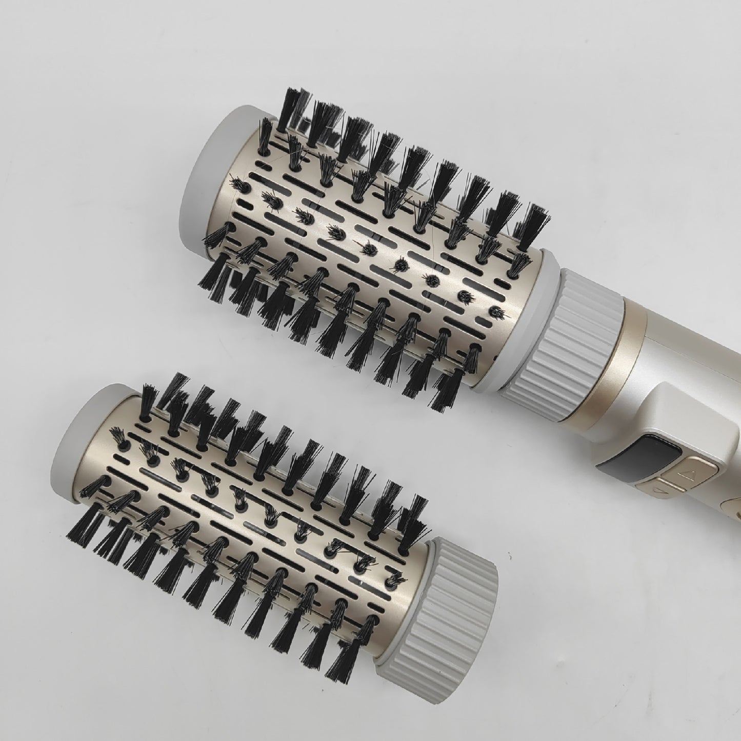 Cecotec Airbrush mit 2 CeramicCare 2-in-1 Gyro-Bürstenköpfen. 1000 W Doppel-Hagel