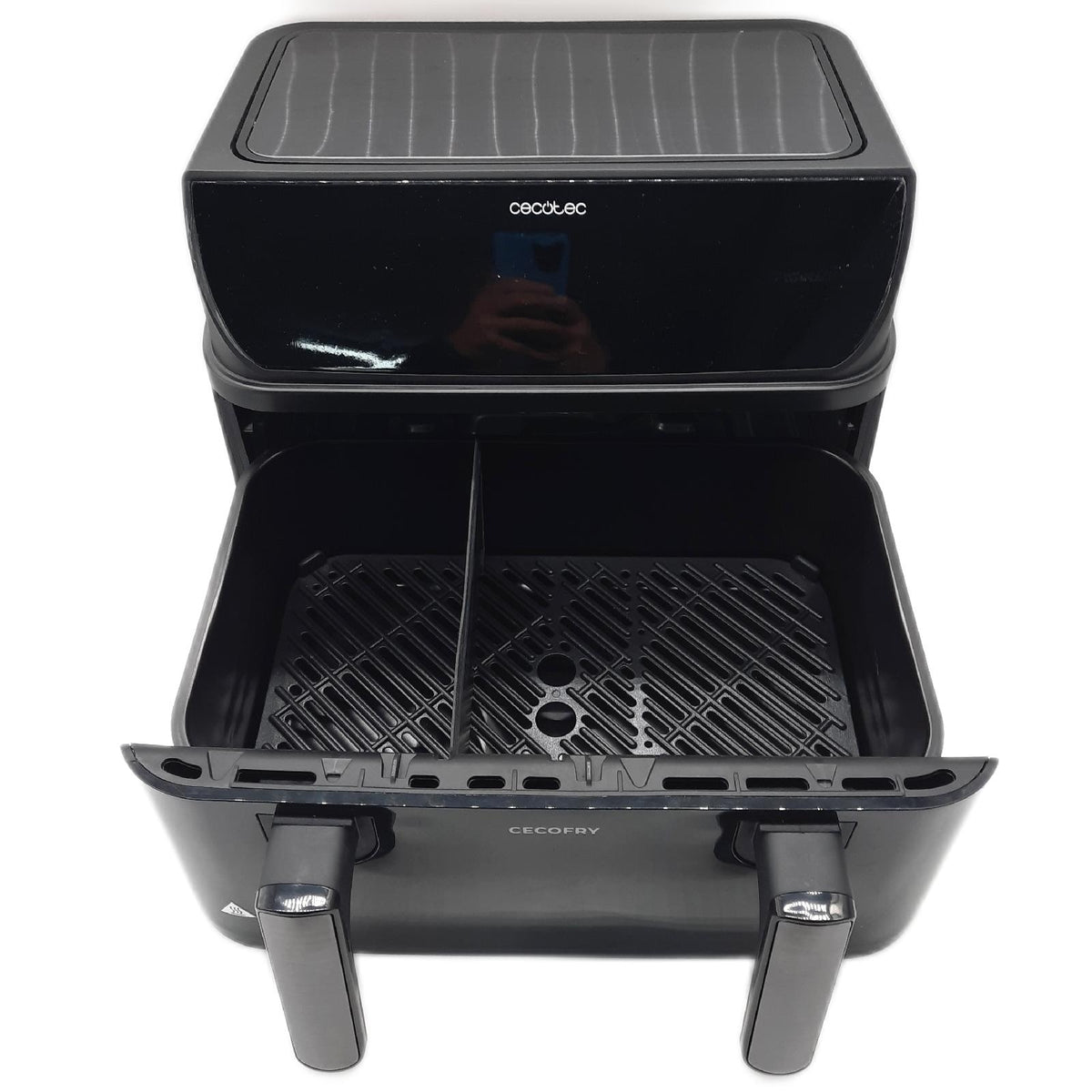 Cecotec 10L Heißluftfritteuse mit zwei Heizelementen und Grillpl - Bruchstelle
