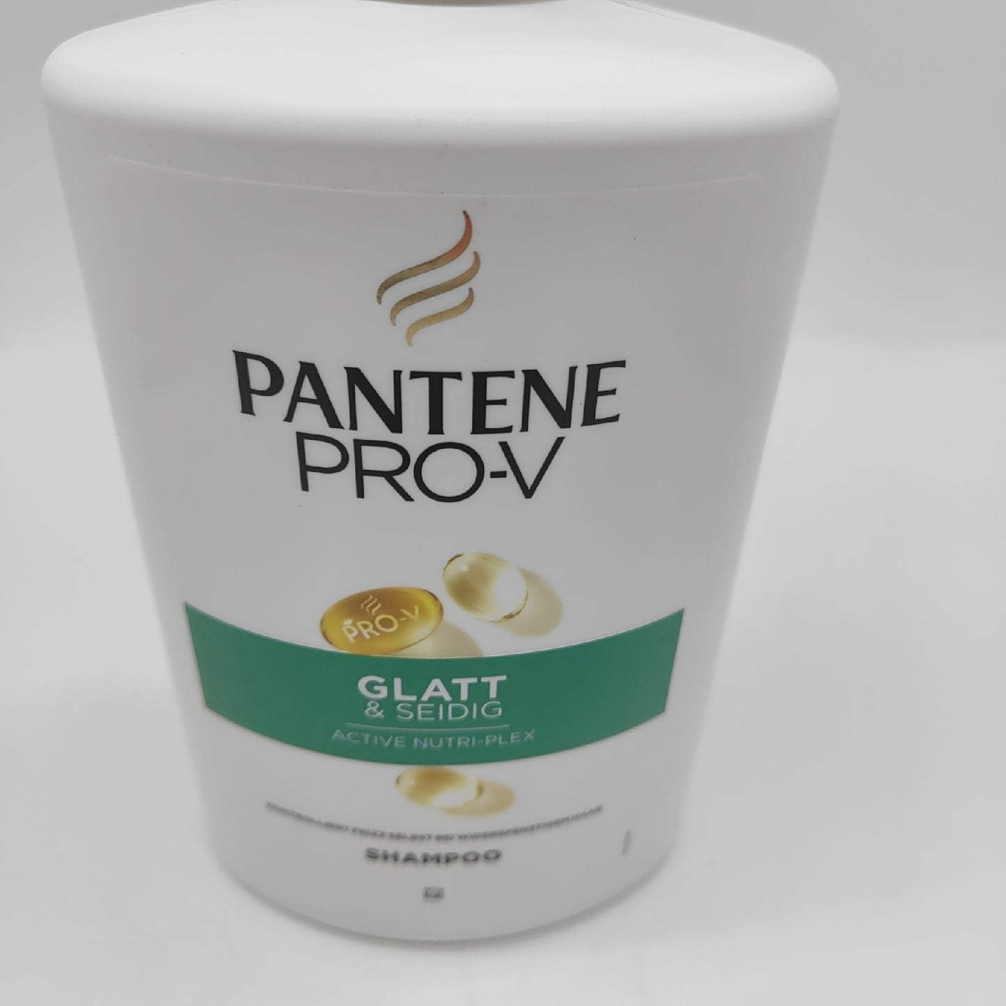 Pantene Shampoo Haarpflege Silk Effect Smooth für krauses und stumpfes Haar Pflege