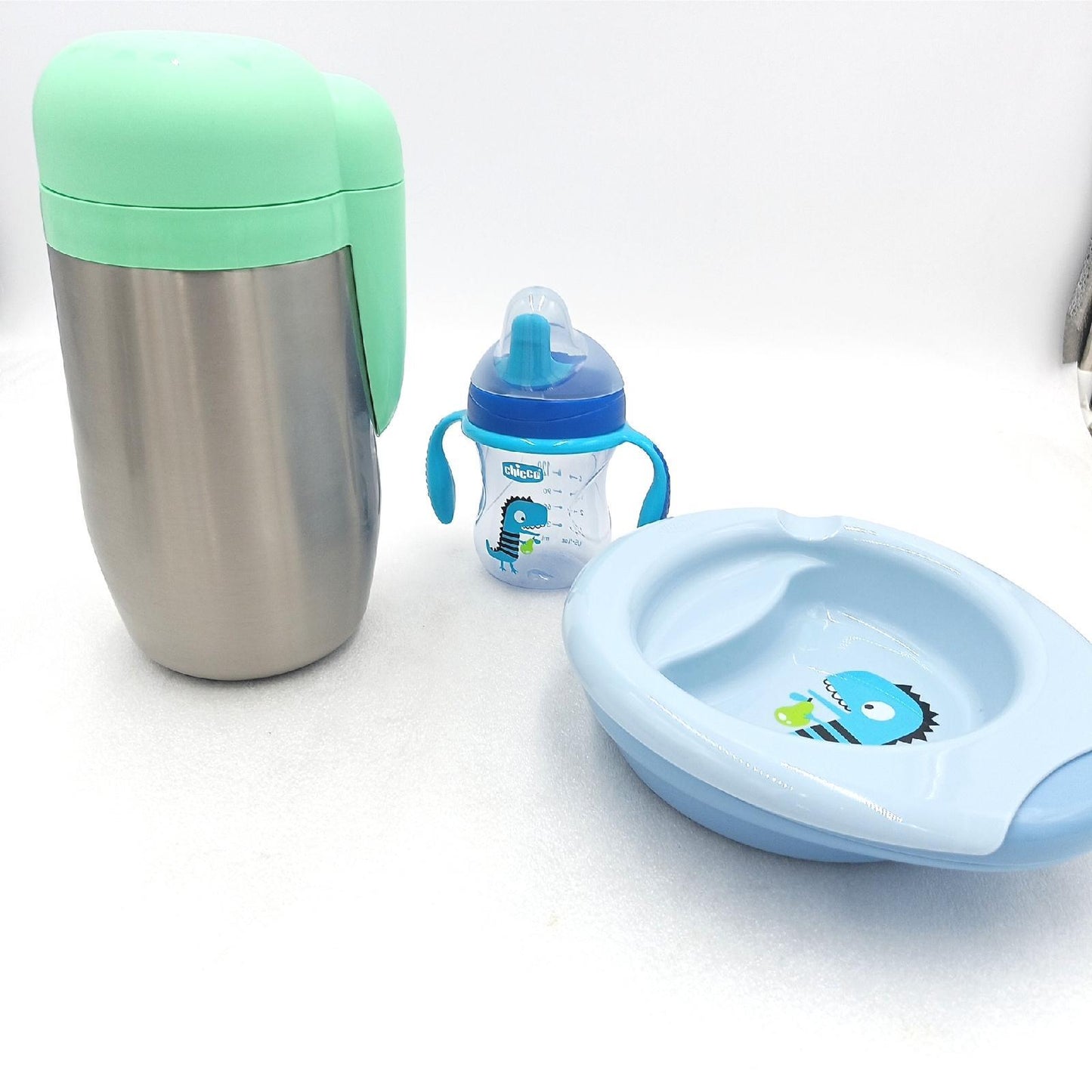 Chicco Baby Geschirr Set, Baby Geschirrset für Essen und Babynahrung, bestehend aus Tasse Training Cup, Erster Löffel, Teller, Babynahrung Teller und thermischer Speisenhalter, 6 M +, Blau