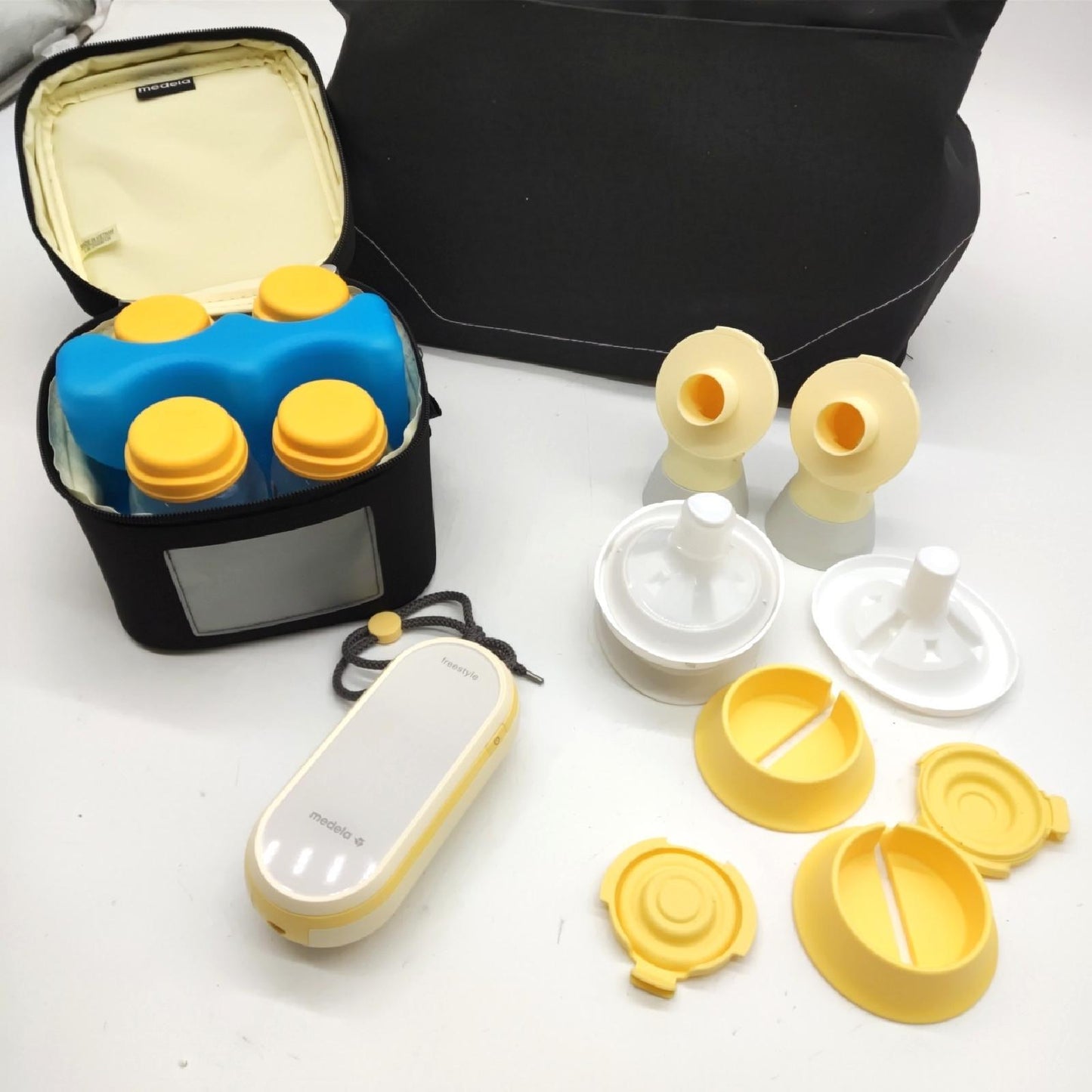 Medela Elektrisch Freestyle Flex Doppel Milchpumpe USB Lade Anschlus Ohne Schlauch