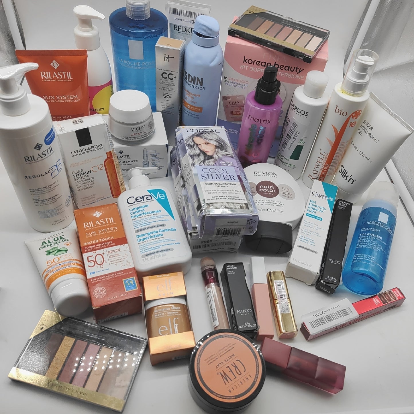 Loreal Vichy Hautpflege Drogerie Beauty creme Sonnenschutz Makeup Mischware