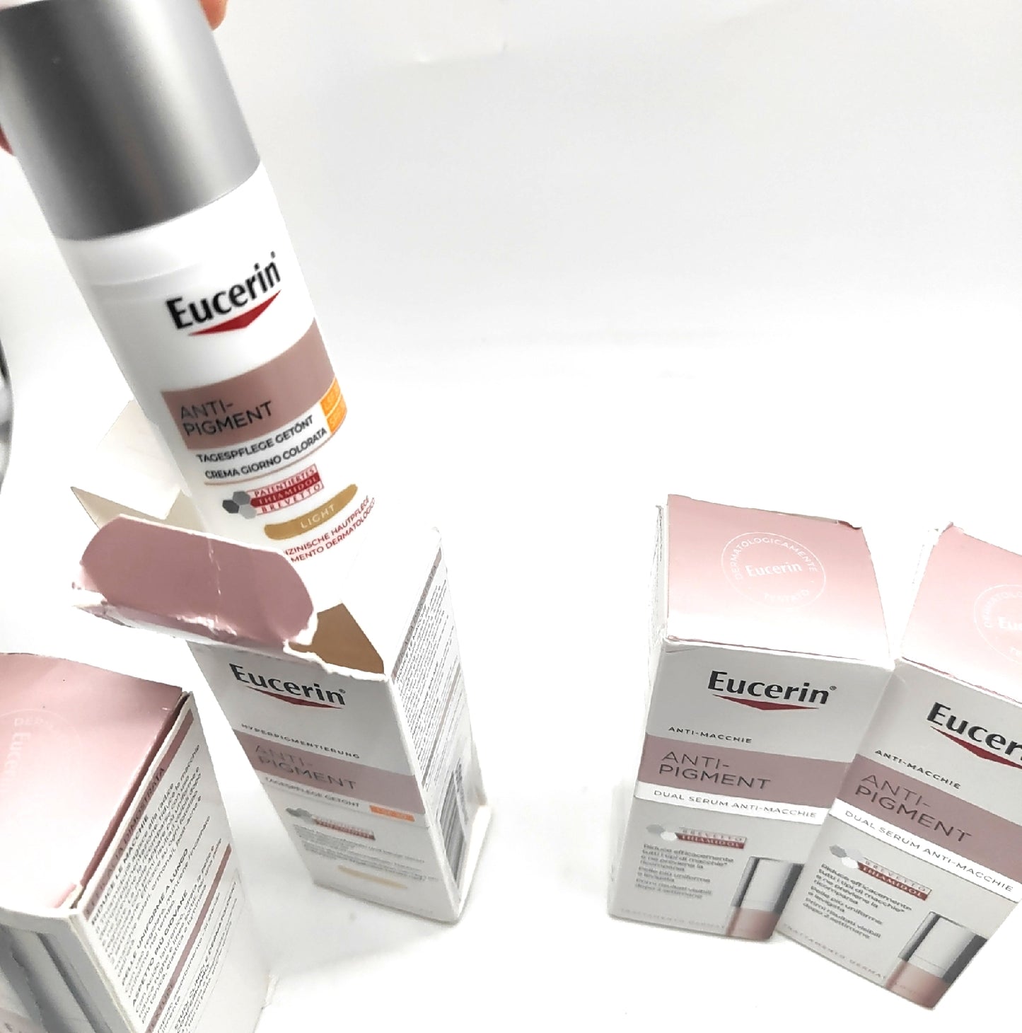 Eucerin Pflegepaket Hautpflege Körperpflege Anti Pigment Atopi Control Pflege Set XXL geöffnet