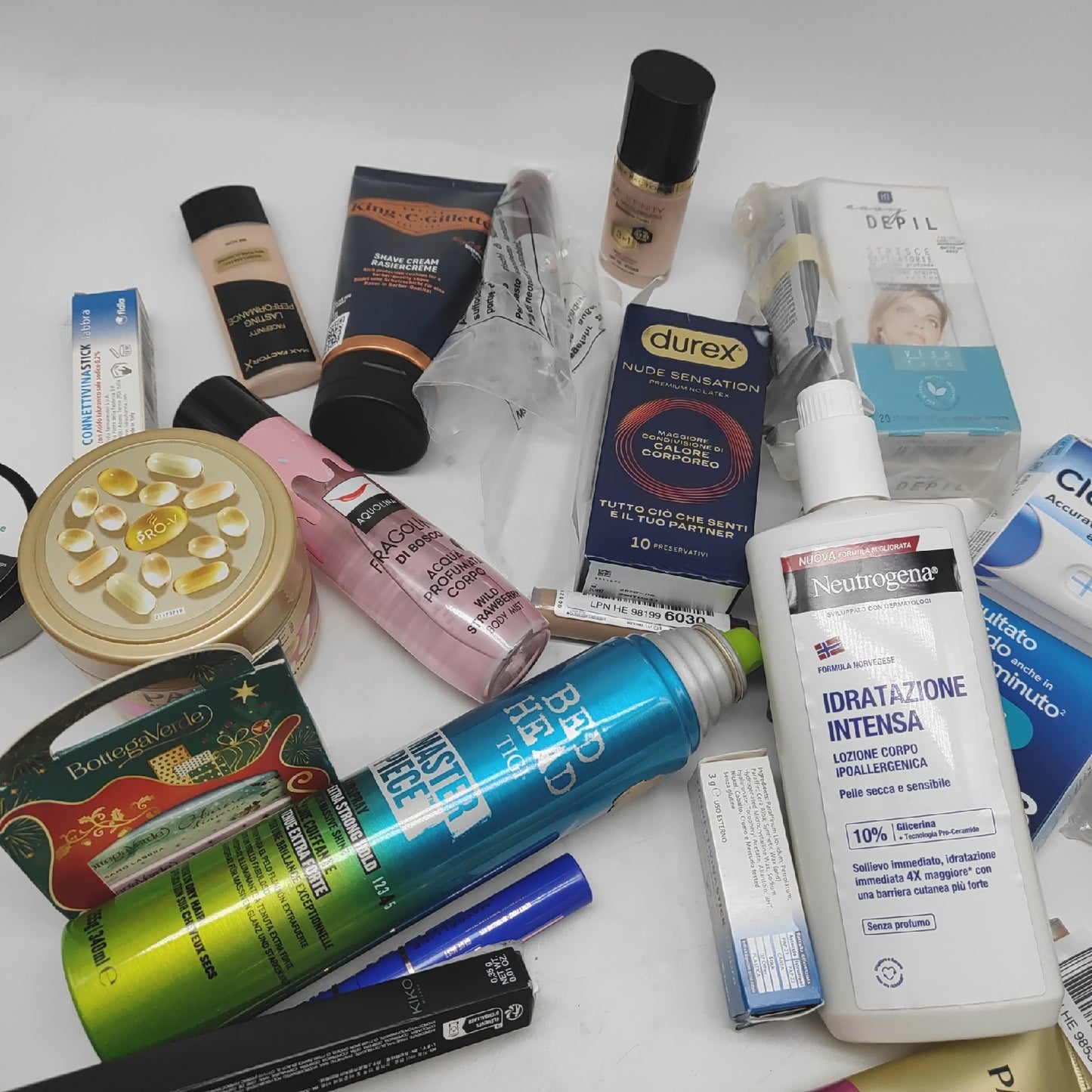 Creme Bodylotion Drogerie Haarspray Shampoo Spülung After Shave Makeup Parfüm Haarstyling GEÖFFNET