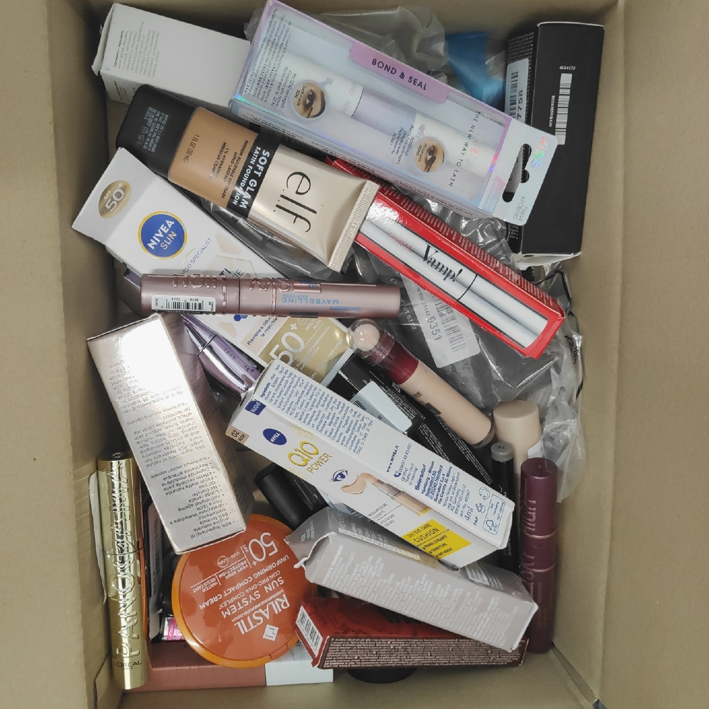 elf collistar Nivea Make up Lidschatten Lippenstift Mascara Mischkarton