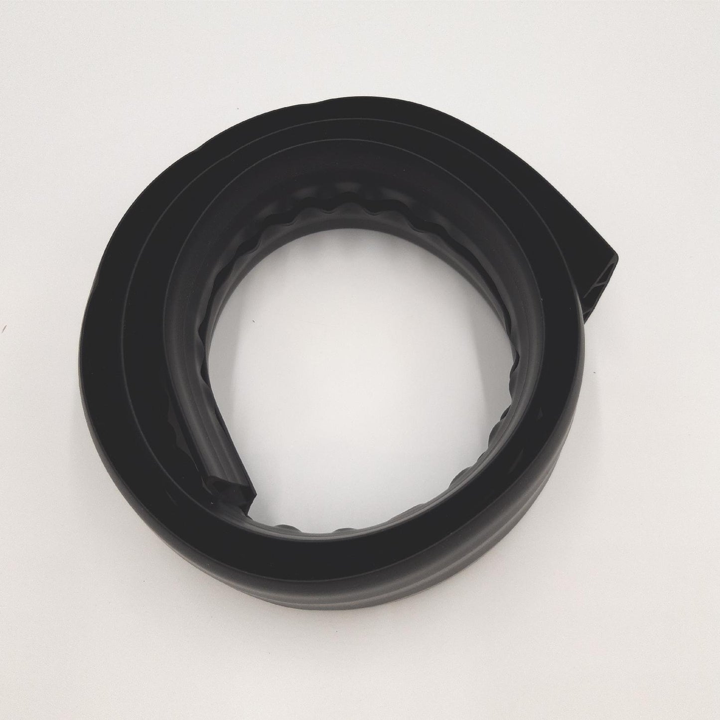 Basics Kabelkanal Gummiprodukte Schwarz 1 5 m Kabelmanagement Organizer Ordnung