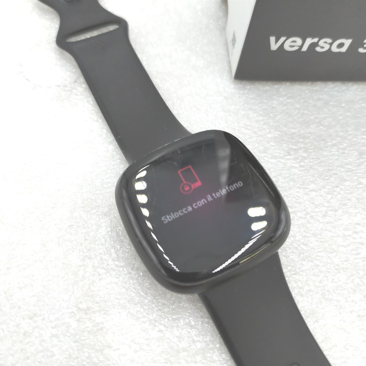 Defekt Fitbit Versa 3 Gesundheits- Fitness-Smartwatch 6-monatiger Activity