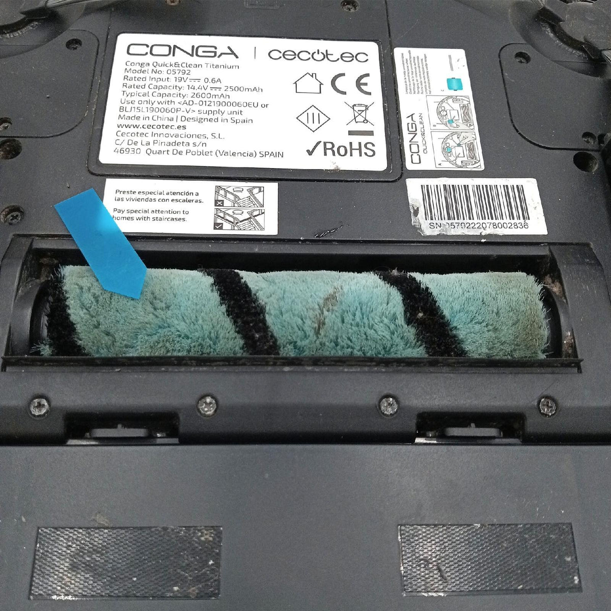 Cecotec Conga Quick & Clean Titanium Staubsaugerroboter Random Technologie  160 min Autonomie  1400 Pa  3 Leistungsstufen und Spülen  Jalisco-Bürste  Fernbedienung  5792  Schwarz