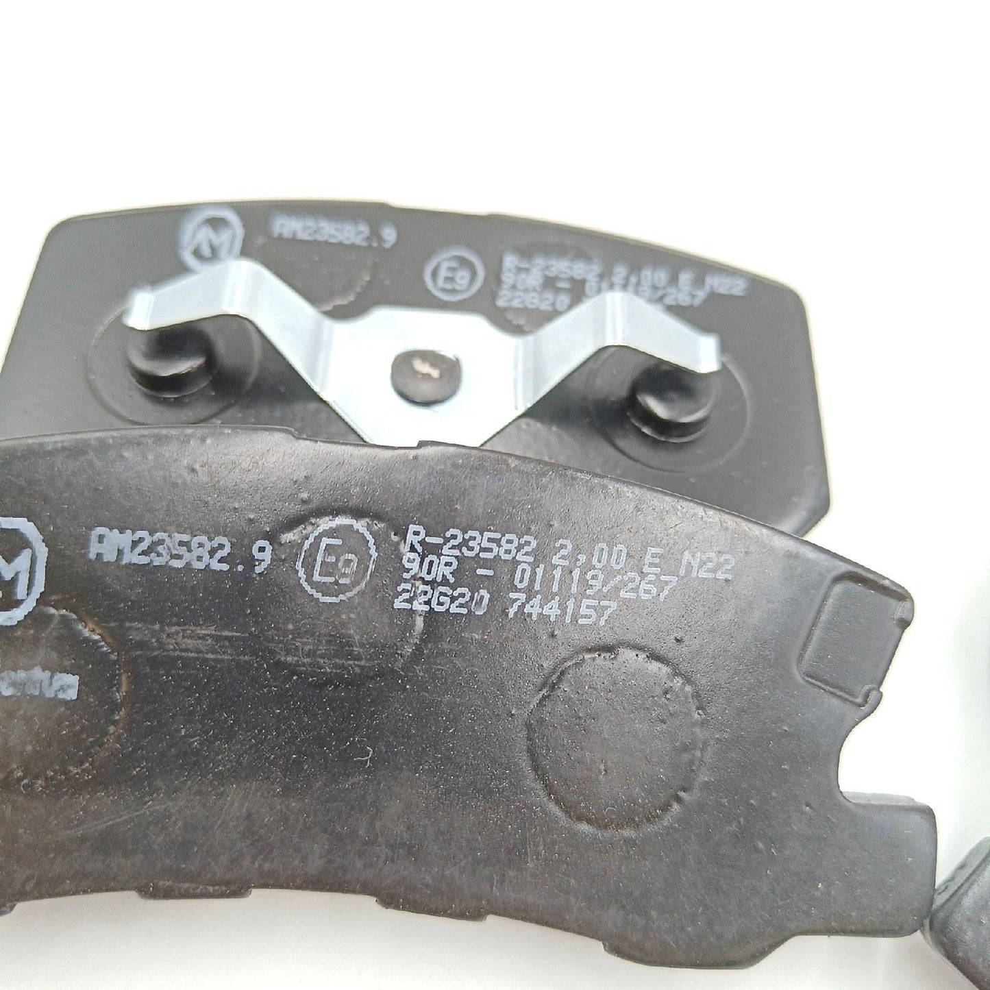 AutoMentum AM23582.9 Bremsbelagsatz 4-teilig für MITSUBISHI RVR (GA_W_) 2010- Hinterachse und andere Fahrzeuge