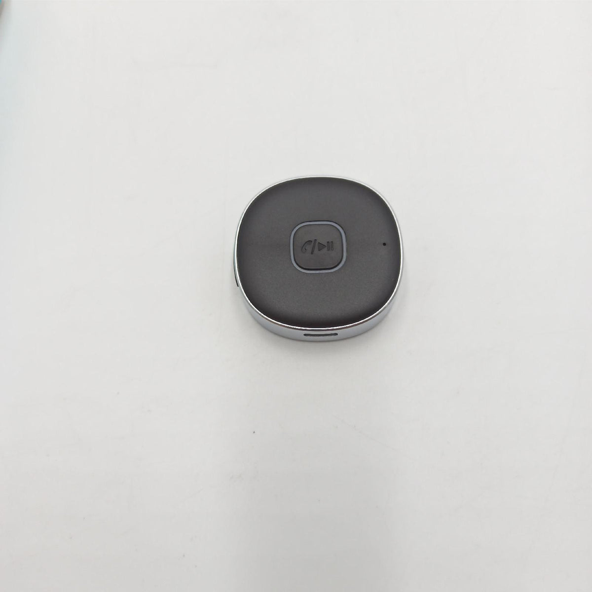 Horjor Bluetooth Adapter Autozubehör Unterhaltungselektronik Dual Verbindung 16 Stunden Spielzeit