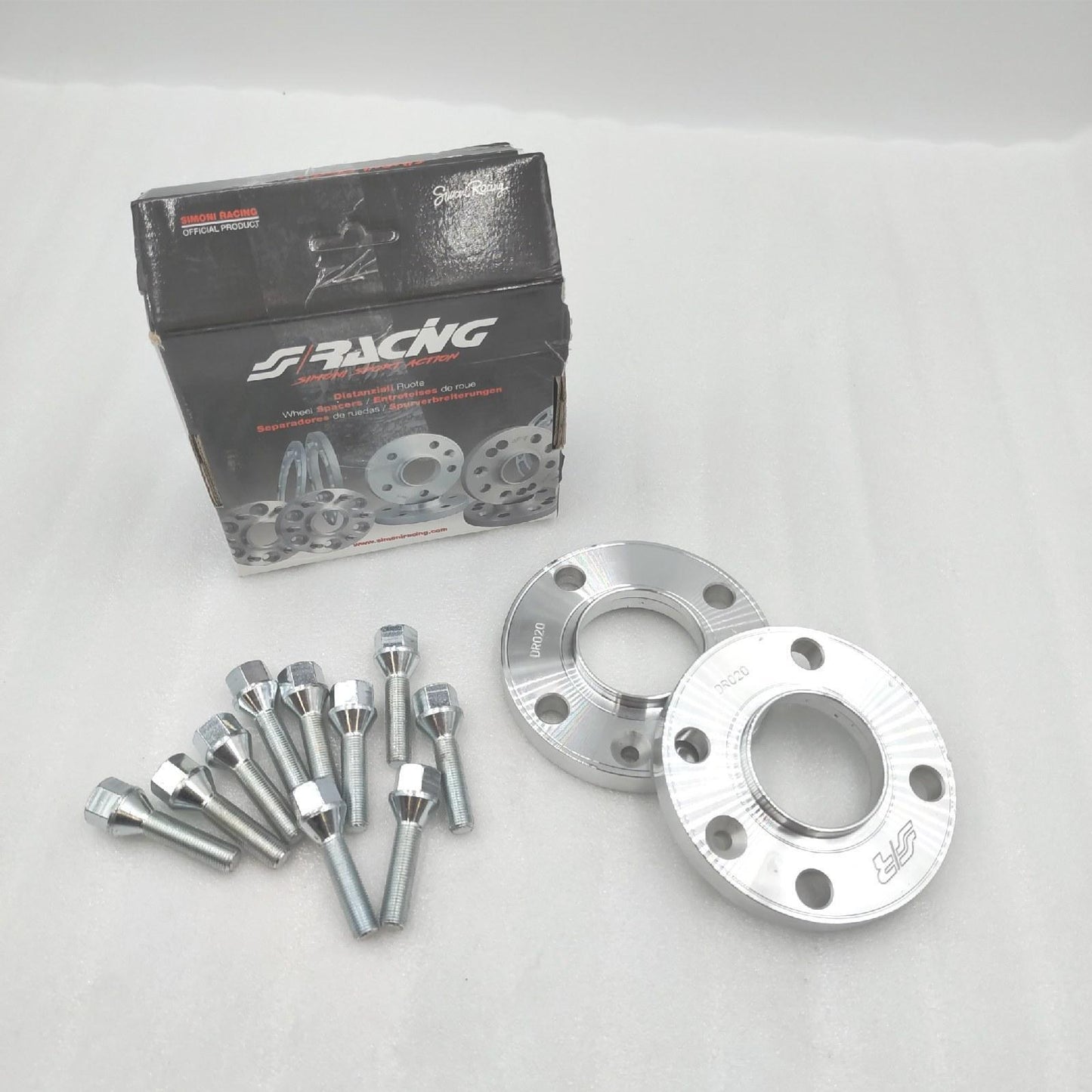 Simoni Racing DR020/B6 Spezifische Spurverbreiterungen mit Schrauben