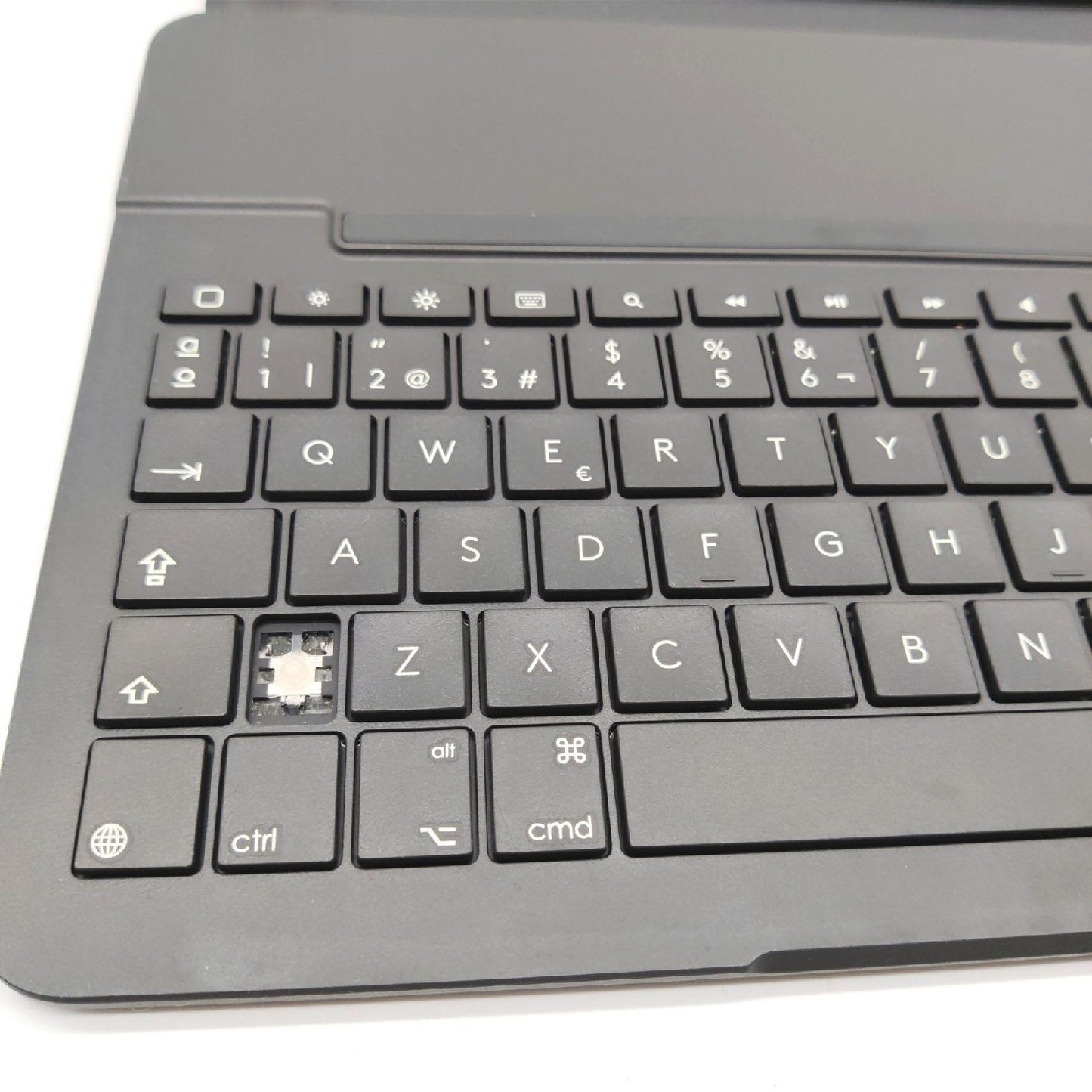 Logitech Slim Folio iPad 7 8 9 Gen Tastatur Case Italien QW