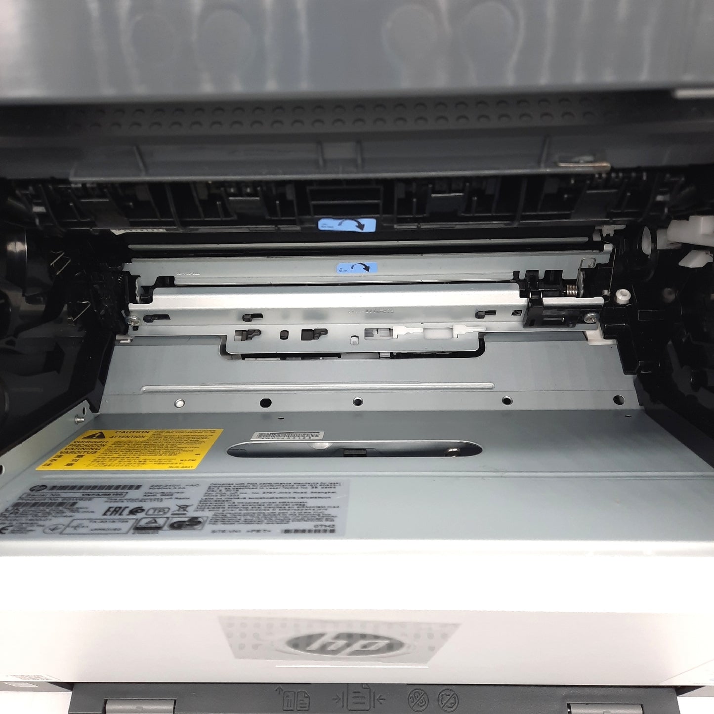 HP DeskJet 4122e Thermal Inkjet A4 4800 x 1200 DPI 8,5 Seiten-Unvollständig