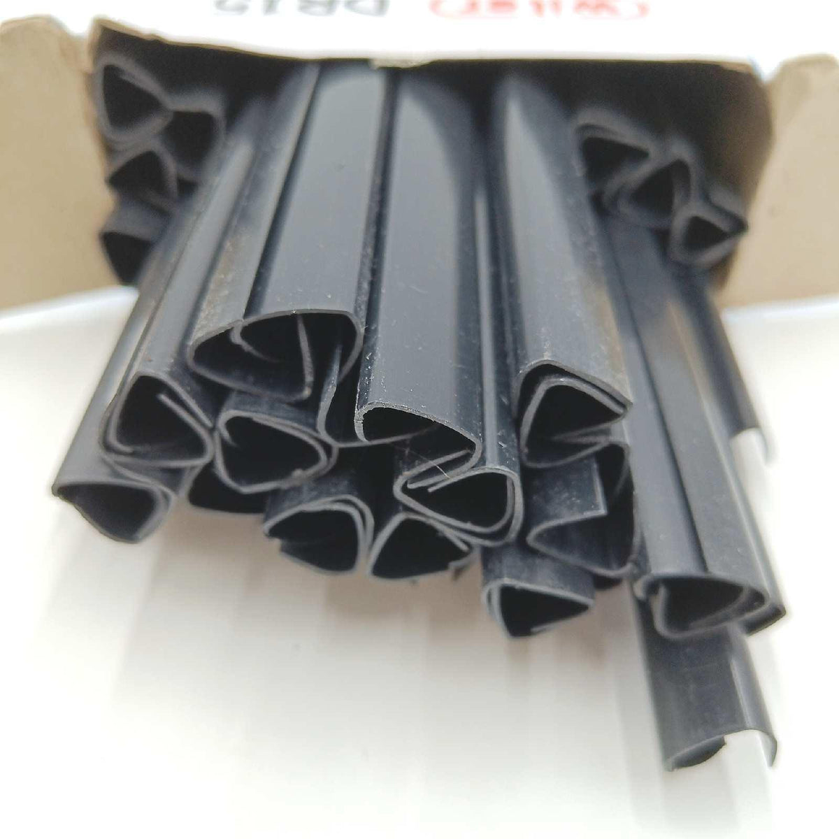 Alevar DORSINI Ordner A4 Ø 15 mm Kapazität 110 Blatt schwarz 50 Stück