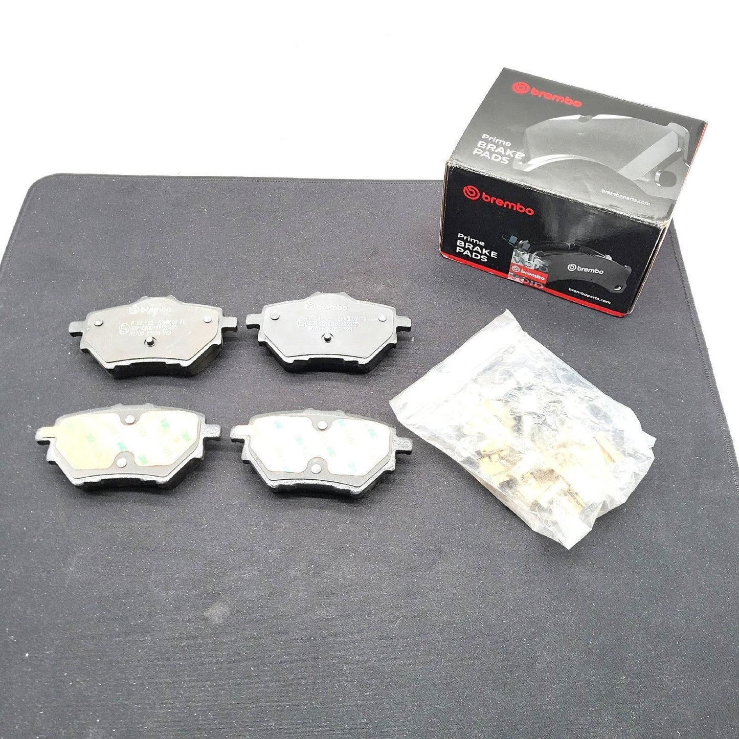 BREMBO P 61 122 Bremsbeläge