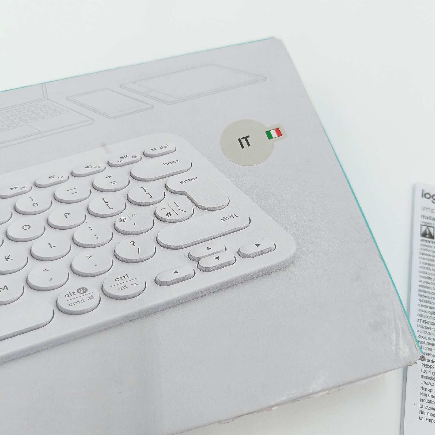 Logitech K380 Kabellose Bluetooth-Tastatur, Multi-Device und Easy-Switch Feature, Windows und Apple-Shortcuts, PC/Mac/Tablet/Handy/Apple iOS+TV, Italienisches QWERTY-Layout - Weiß
