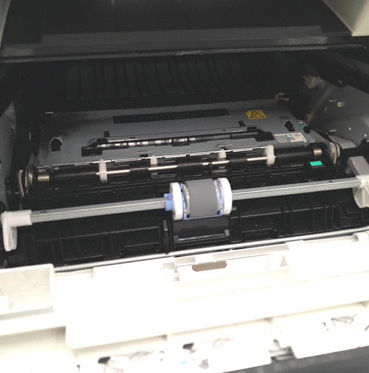 HP LaserJet Pro MFP 4102fdw Multifunktionsgerät unvollständig ohne Trom
