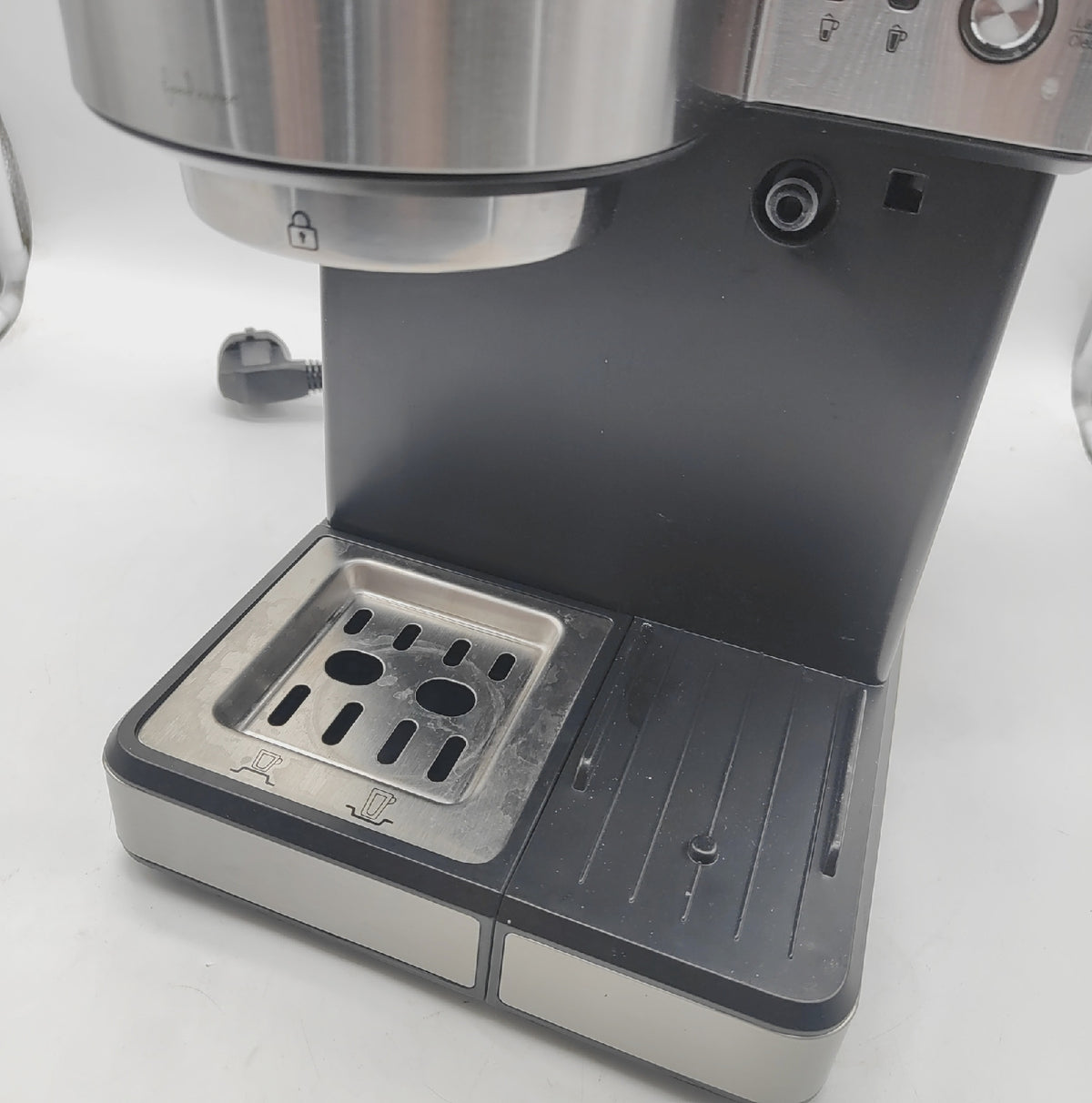 Cozeemax Kaffeemaschine Milchaufschäumer 18 l Defekt leuchtet