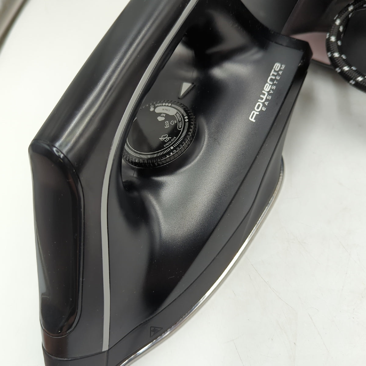 Rowenta Steam VR5120 Bügeleisen mit Dampferzeuger Dampfhub Artikel mit Gebrauchsspuren