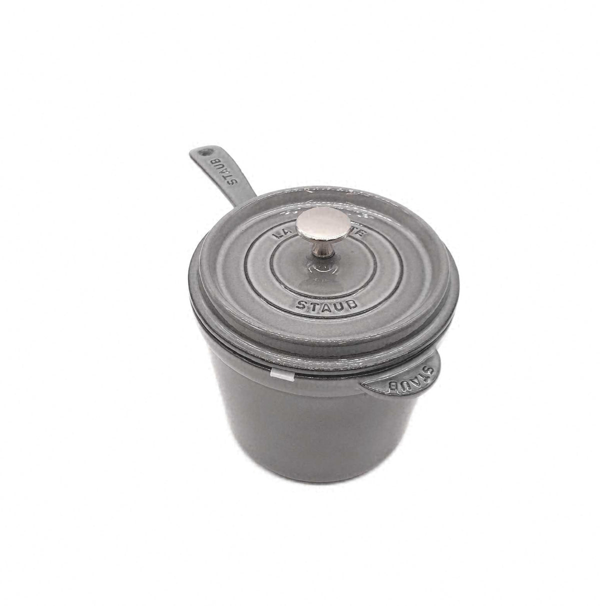 STAUB Soßenschüssel aus Gusseisen 18 cm 28 l Graphitgrau Tischplatte