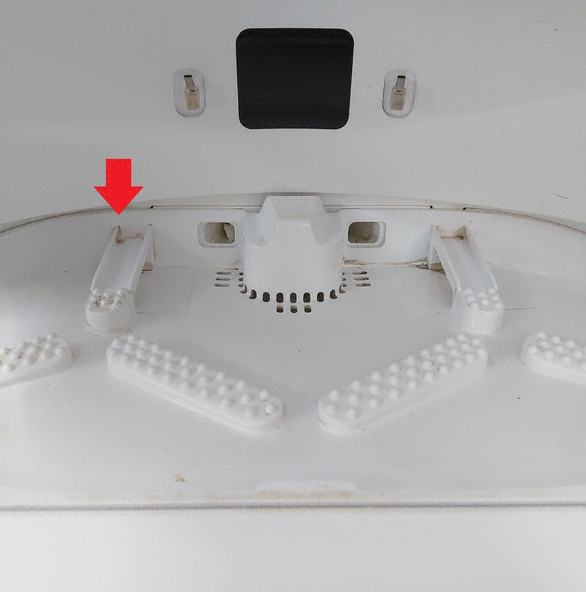 Dreame L10 Prime Saugroboter Wischroboter mit automatischer Waschstation defekt gebraucht mit Kratzern