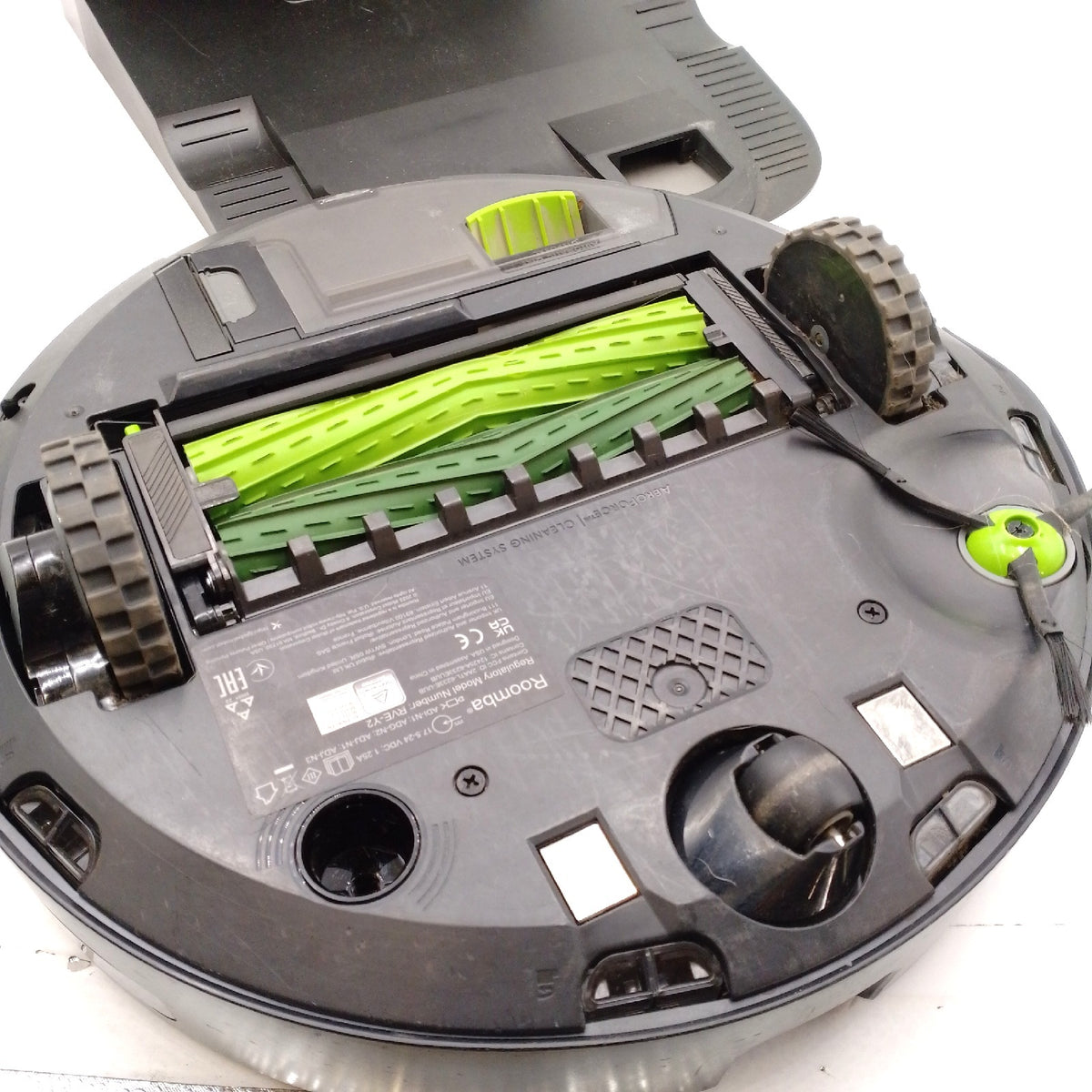 iRobot Roomba j7 Verbundener Roboter Staubsauger Defekt startet nicht Gebrauch