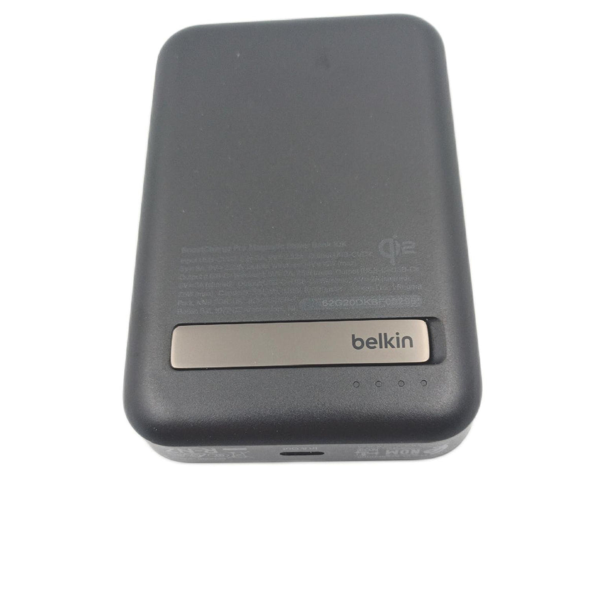 Belkin BoostCharge Pro drahtlose Powerbank 10000mAh mit Qi2 MagSafe kompatibel Schwarz