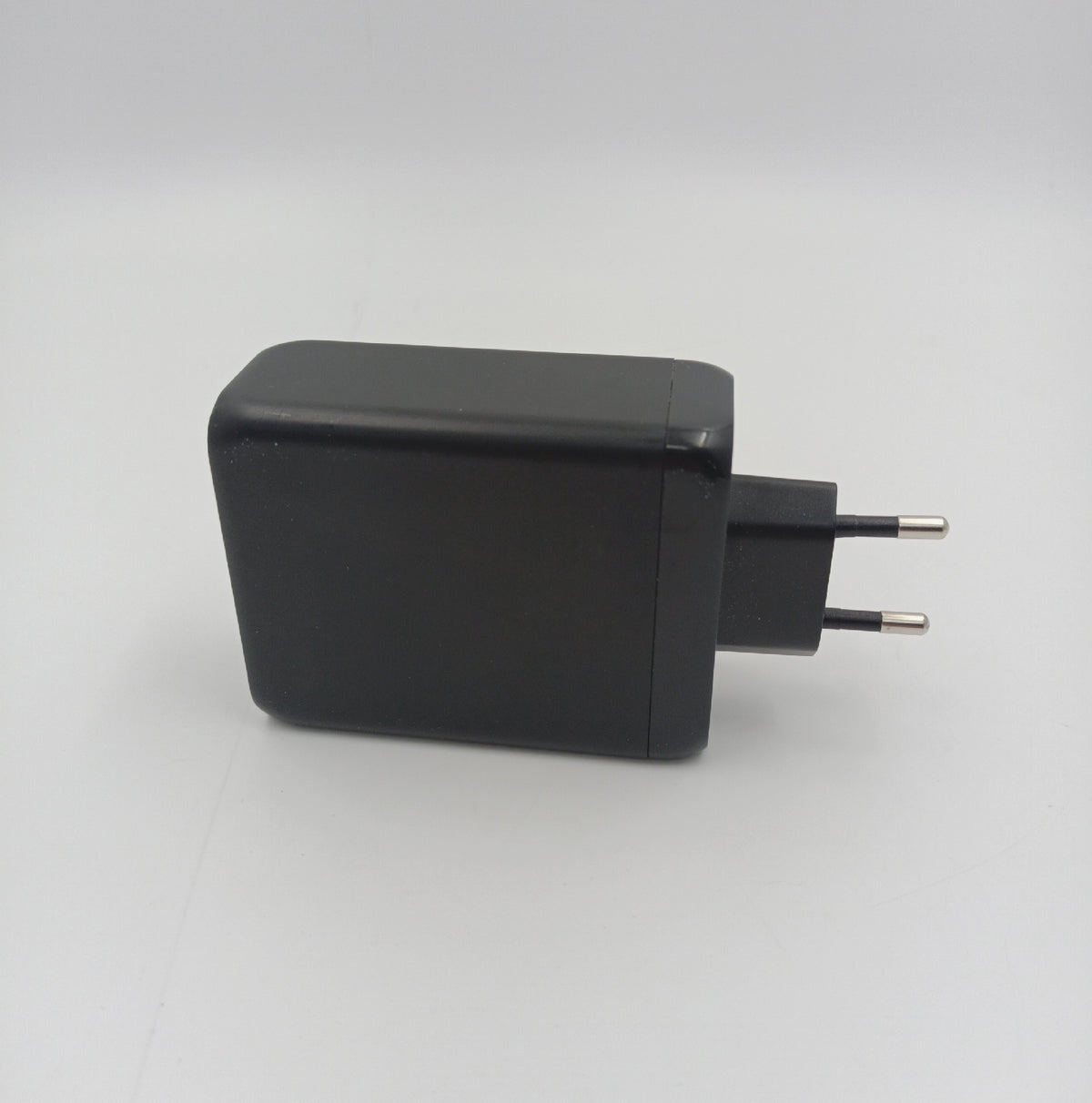 Rosaking USB C Ladegerät 200W GaN III Schnellladegerät 4 Häfen ohne