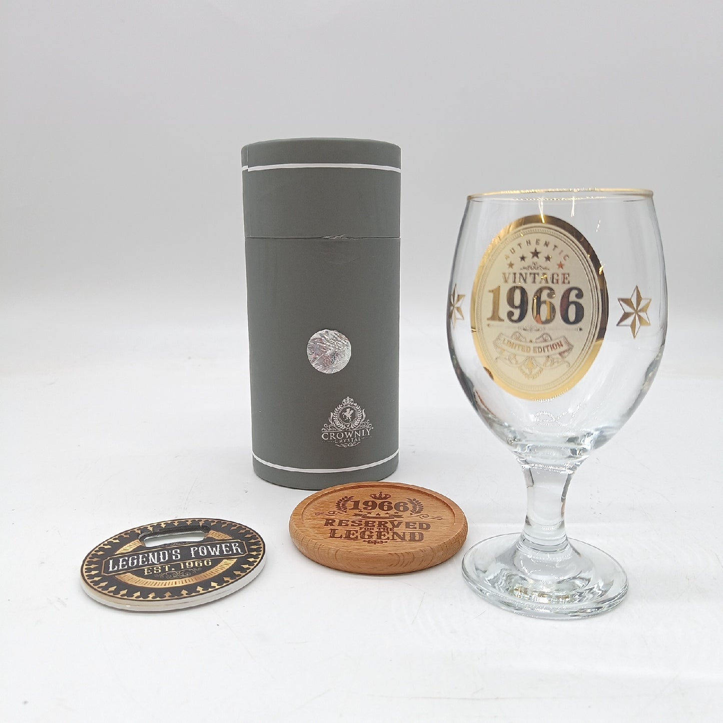 CROWNLY CRYSTAL 1966 60. Geburtstagsgeschenk für Männer - Personalisiertes Bierglas