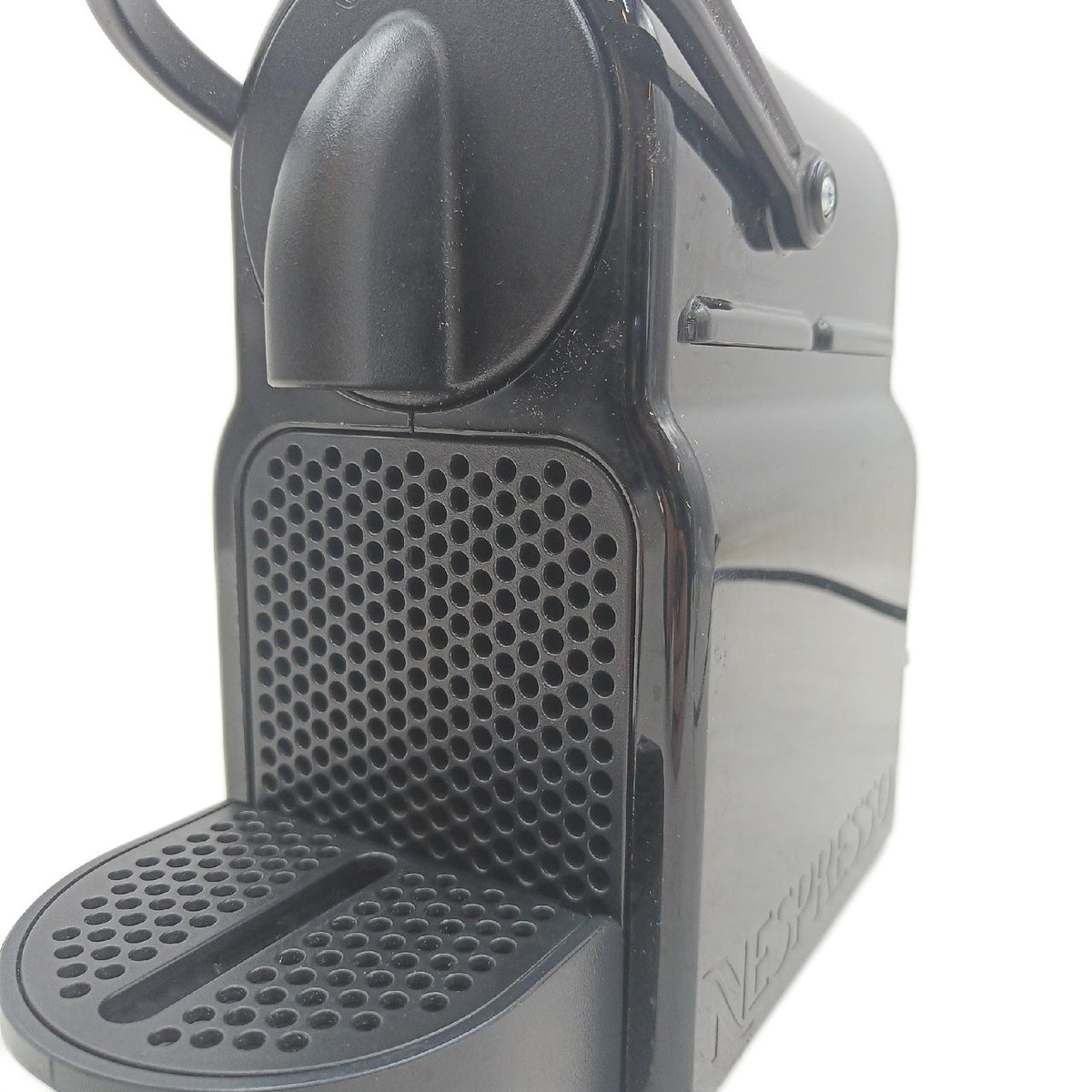 DeLonghi Kaffeemaschine Kapselmaschine Nespresso EN 80B mit Kratz
