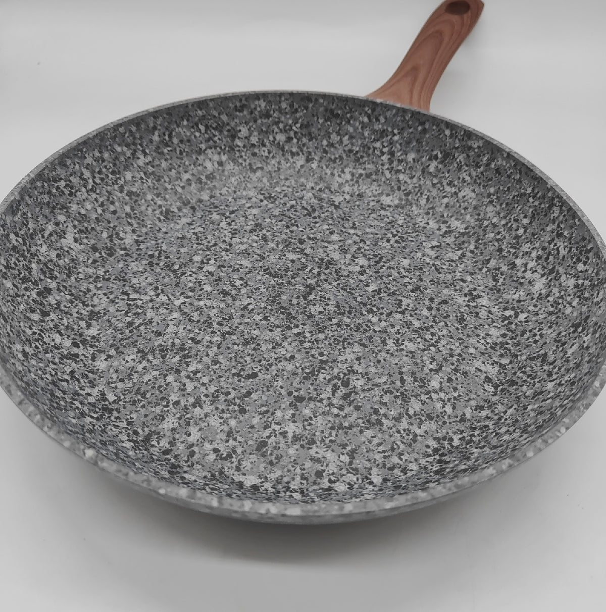 Rainberg Bratpfanne 26 cm Antihaftbeschichtet Kratzfest Langlebig Herdkompatibel Induktion