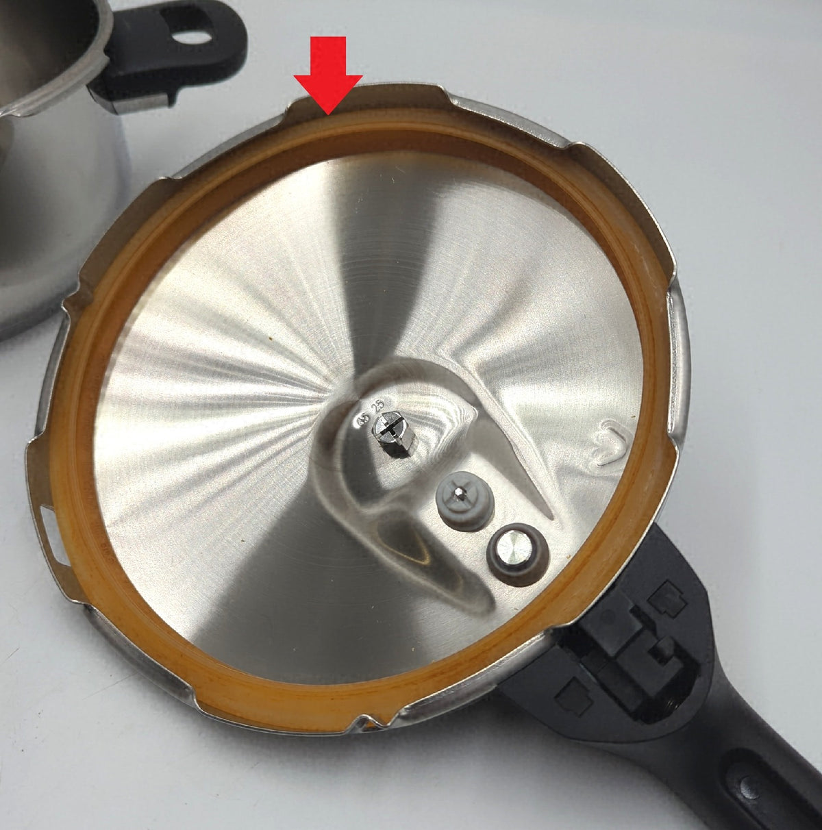 Tefal Mini Schnellkochtopf 3 Liter Edelstahl Dichtring verfärbt