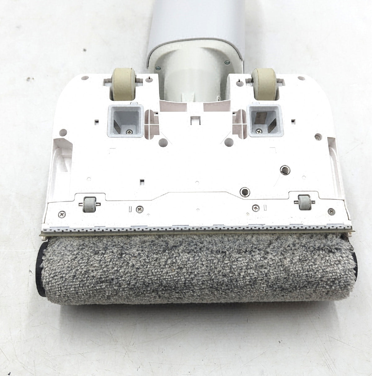 Roborock GT Nass Trockensauger 180 Grad Lay Flat Saugwischer mit Gebrauchsspuren