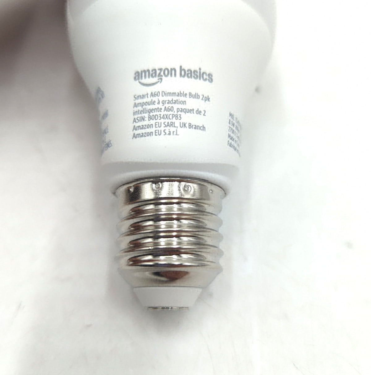Amazon Basics smarte LED Gluhbirne dimmbar E27 sanftes Weiss 8W 60W Equivalent