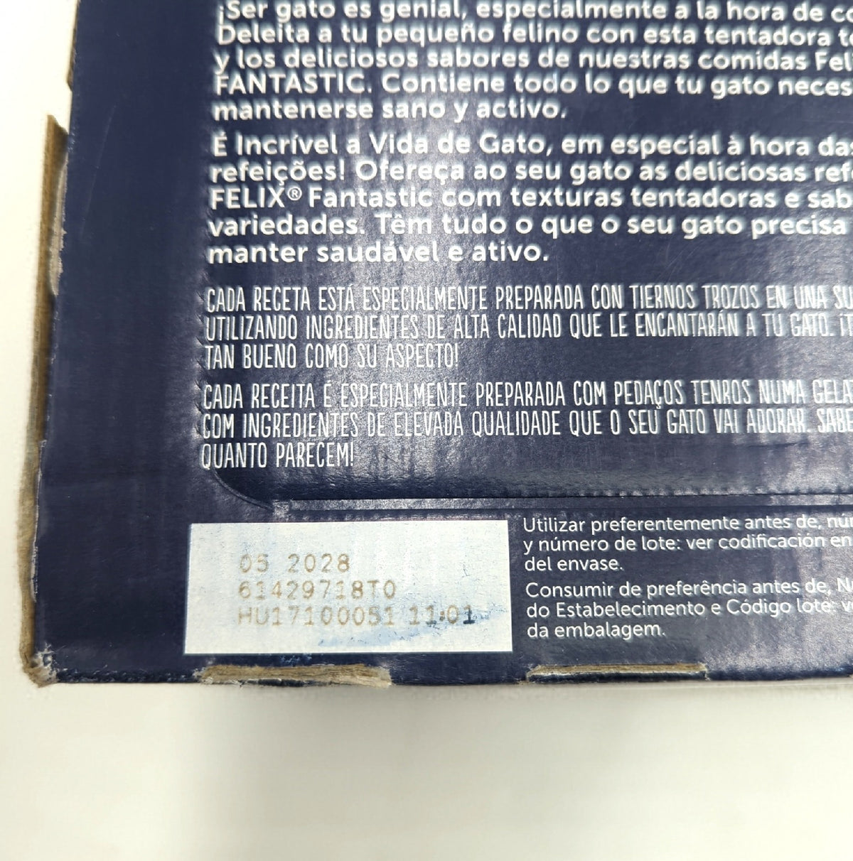Felix Purina Fantastic Nassfutter Katzen fuer Erwachsene 44 Beutel je 85g mit Lachs Thunfisch Ochs Huhn