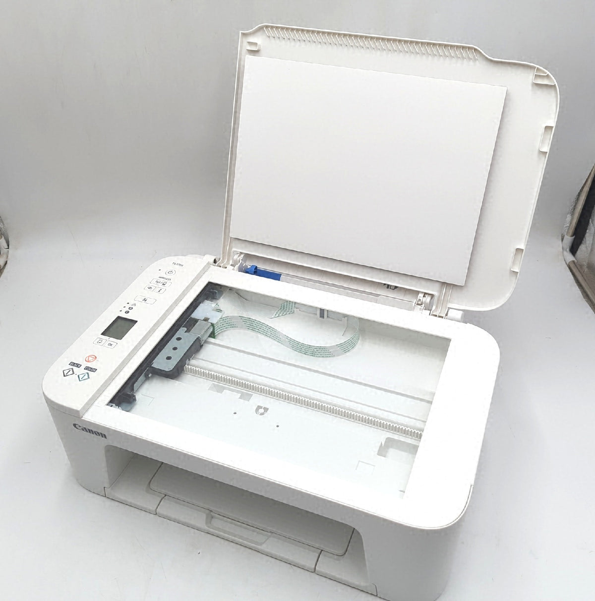 Canon PIXMA TS3751i Farbtintenstrahldrucker A4 unvollständig