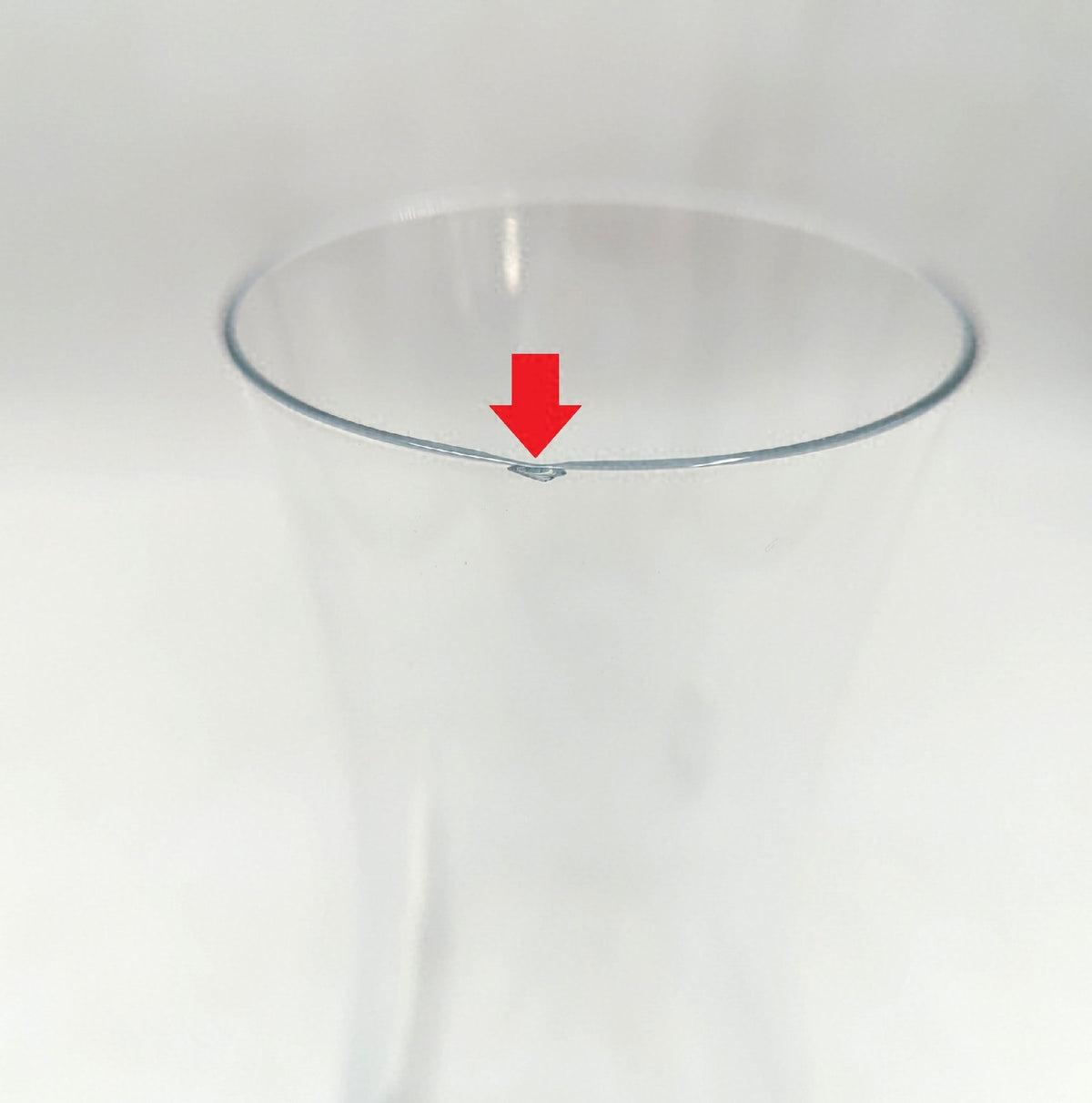 WMF Basic Wasserkaraffe Glas 1 Liter Deckel Sili leichter Glasabsplitter