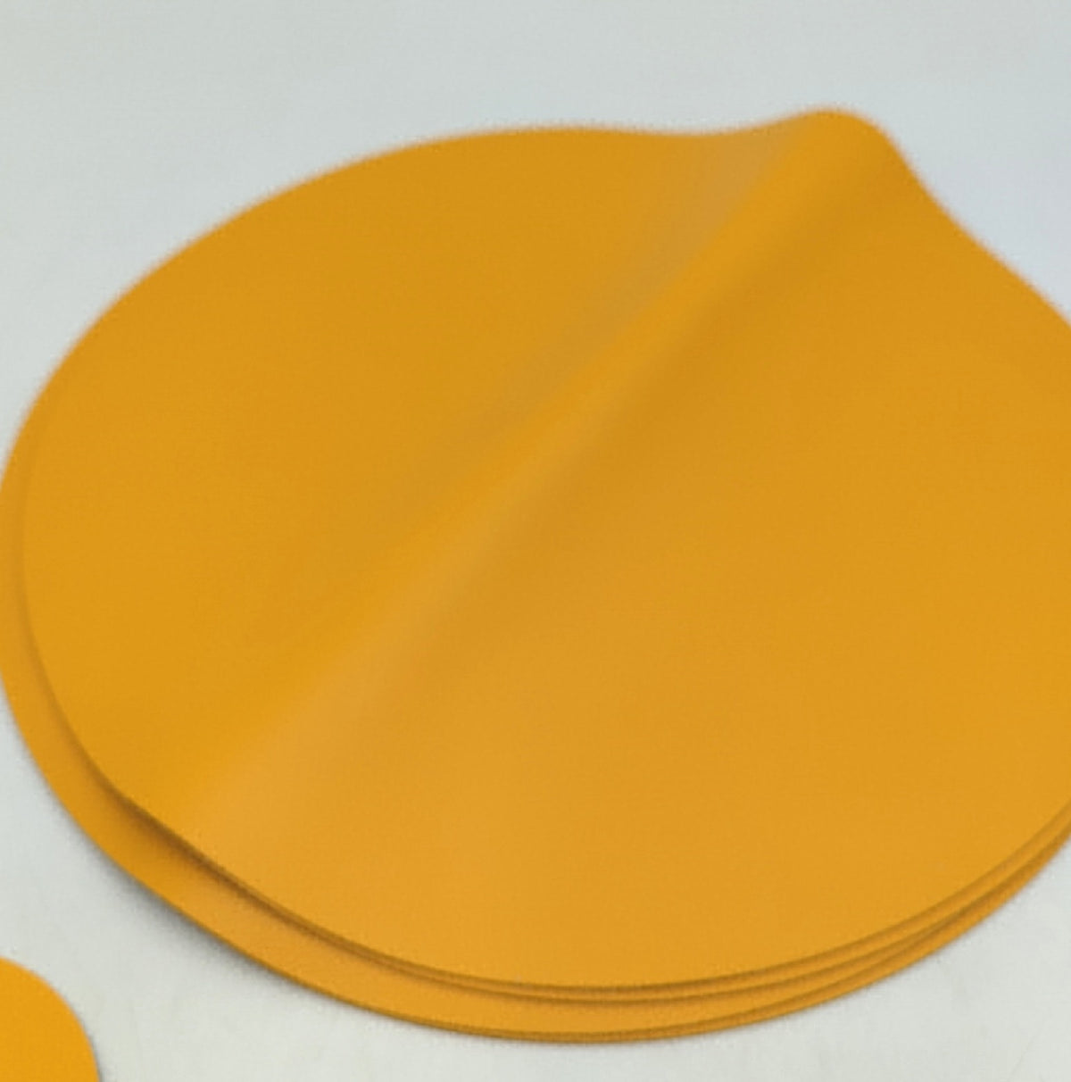 Myir JUN Tischsets abwaschbar Untersetzer rund 38 cm Tischunterlagen Platzsets