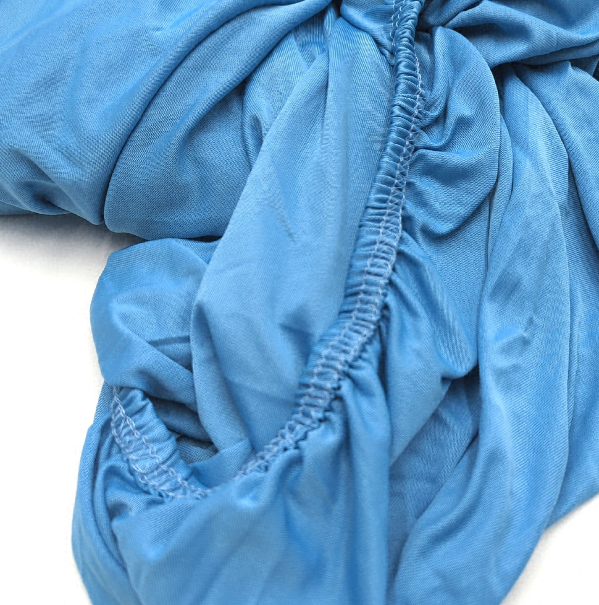 npluseins Microfaser Spannbettlaken fein gewebt Hellblau 120x200 cm Bettlaken Bezug