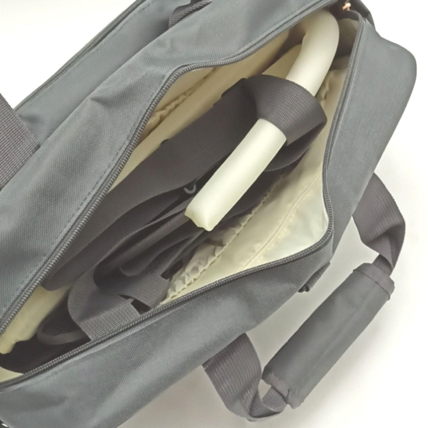 cherbaby Mama Tasche Wickeltasche Baby Zubehör Grau Modell mit Haken und Schultergurt wasserd