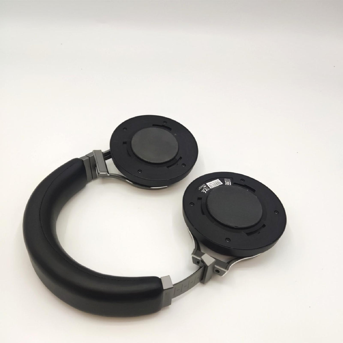Corsair Virtuoso RGB Wireless High Fidelity Gaming Headset unvollständig ohne Ohrpolster ohne Dong