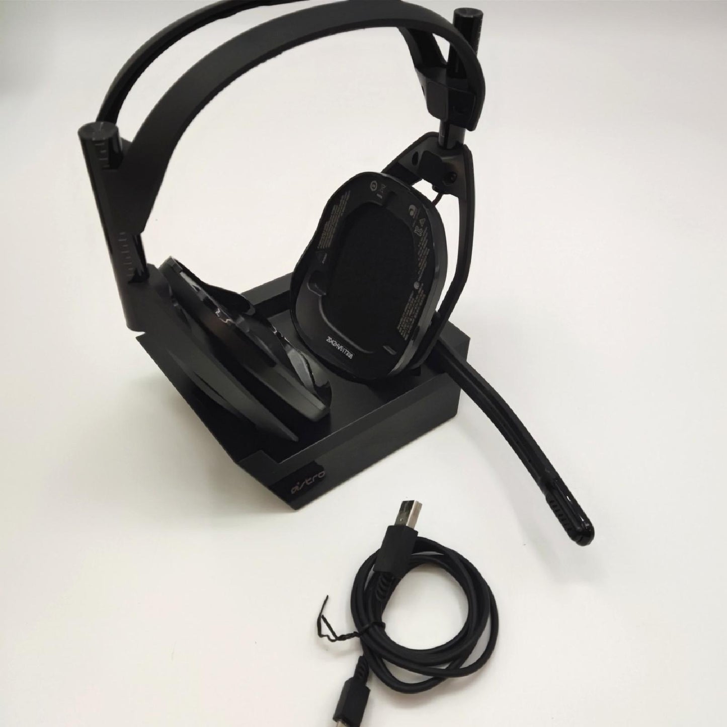 Astro Gaming A50 Wireless Gaming Headset Ladestation 4 Generation gebraucht ohne Polster