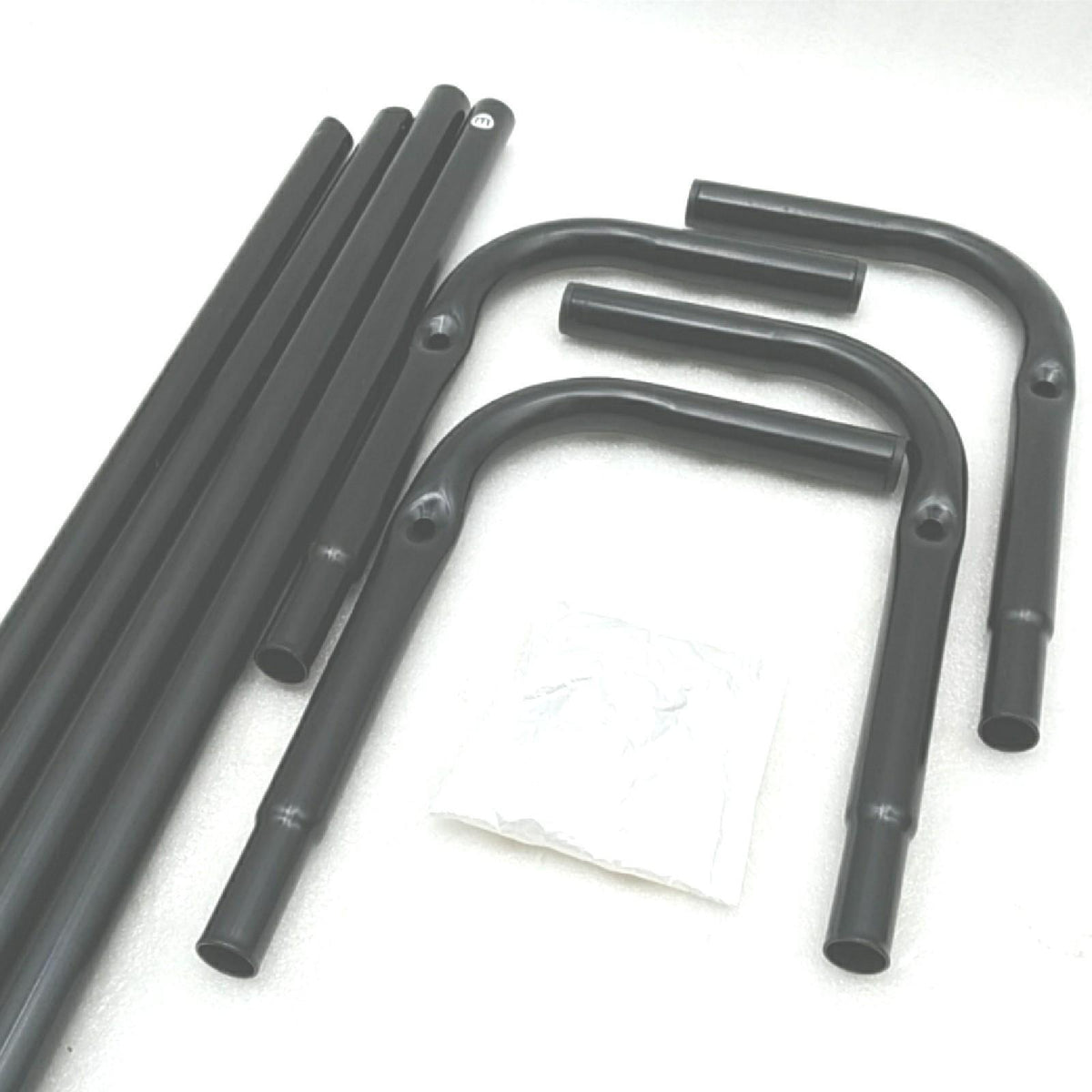 Amazon Basics Hochbett für Haustiere aus erfrischendem Stoff grau Größe L 130 x 80 x 19 cm