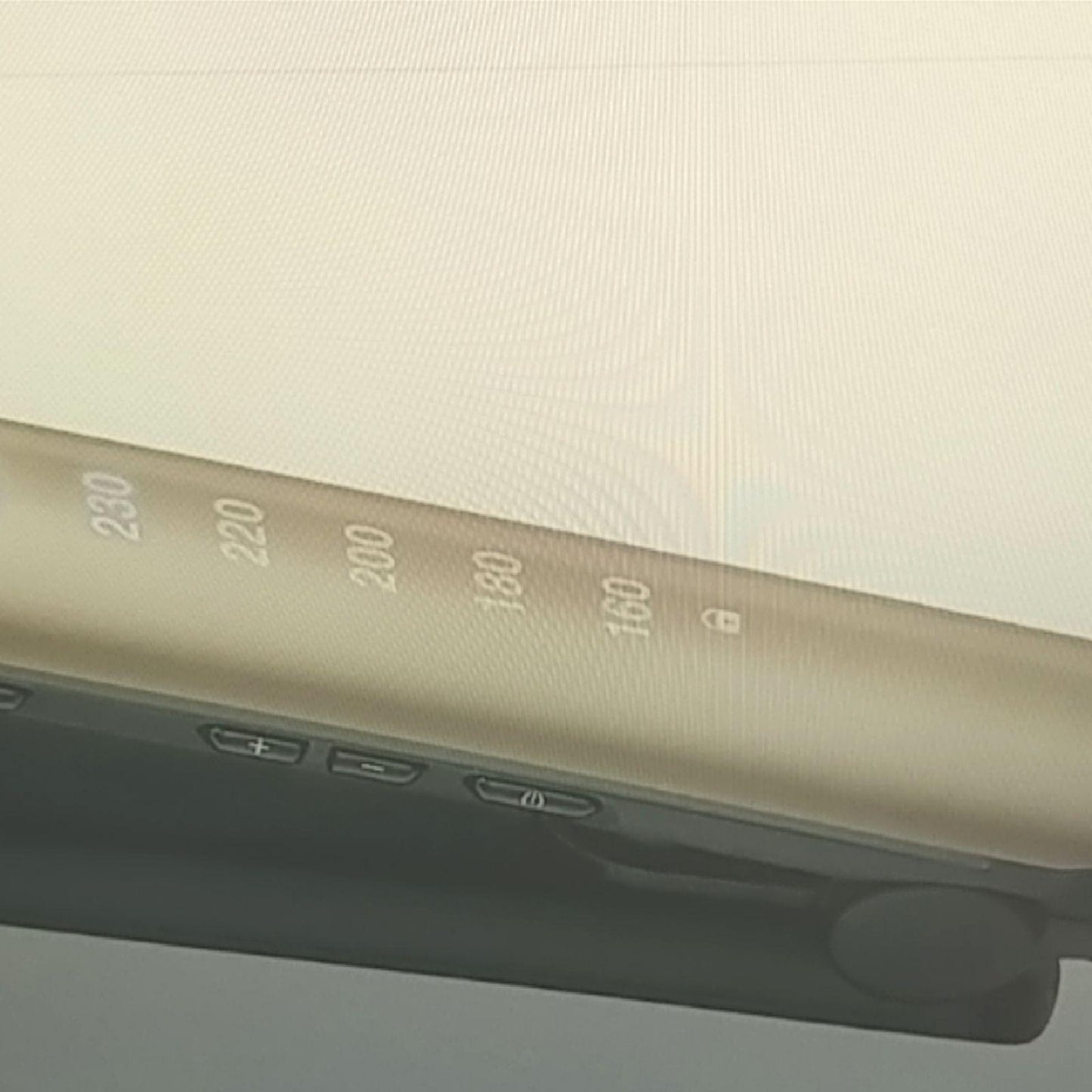 Remington Glätteisen Profi [Hitzeschutzsensor um Haarschäden zu verringern] Keratin Protect (hochwertige Keratin-Keramikbeschichtung mit Mandelöl) Digitales Display, 160-230°C, Haarglätter S8593