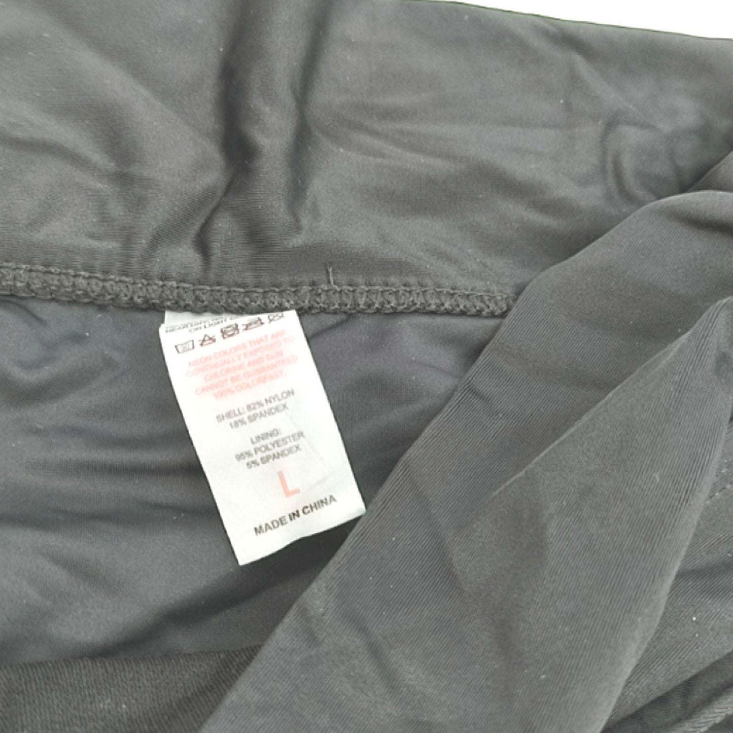 BLENCOT Damen Tankini Badeanzug Rundhalsausschnitt Rüsche Größe L schwarz weiblich Bademode Elegant