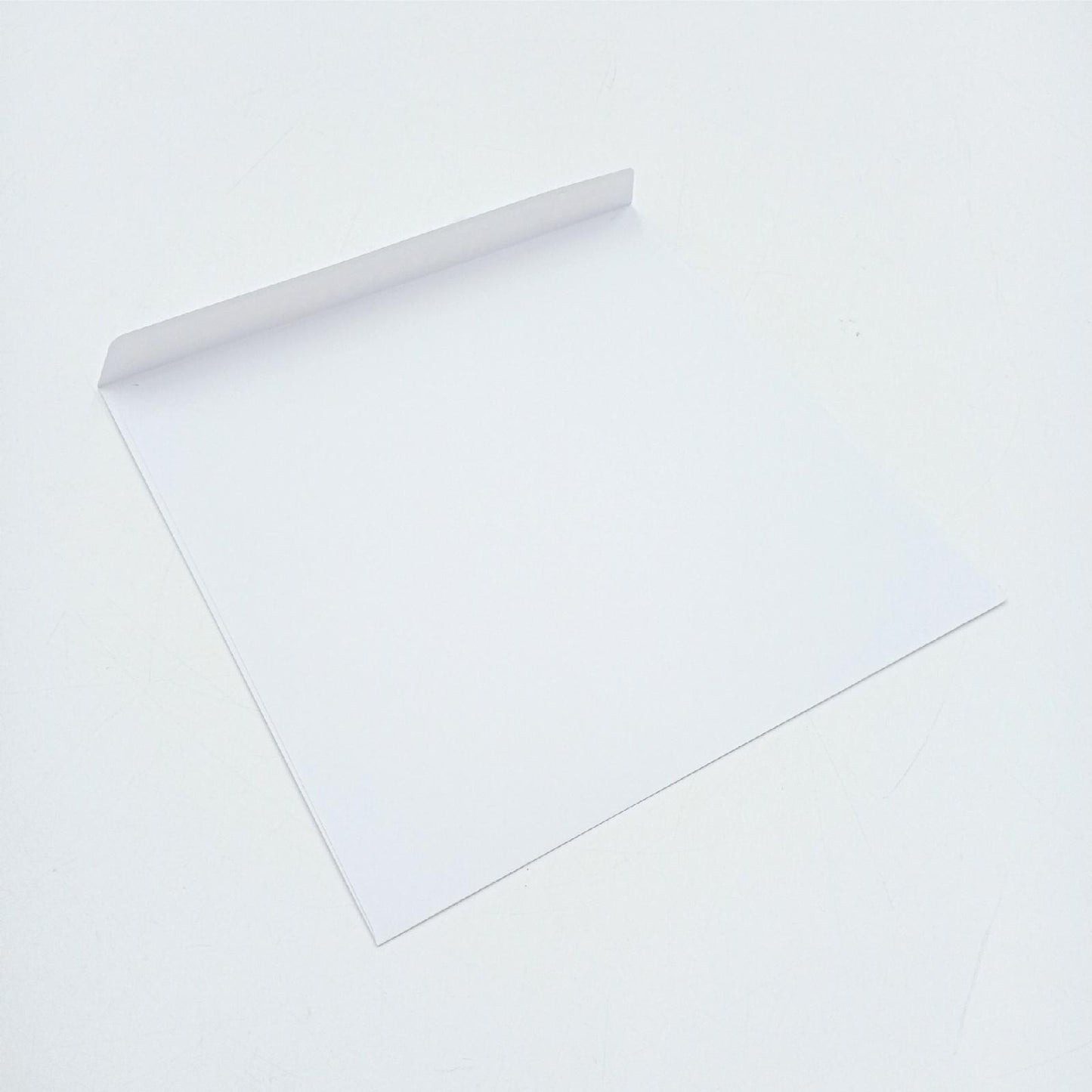 Blake Purely Everyday 0220PS Quadratsicher Briefumschläge Haftklebung Ultra Weiß Wove 220 x 220 mm - 120g/m² | 250 Stück