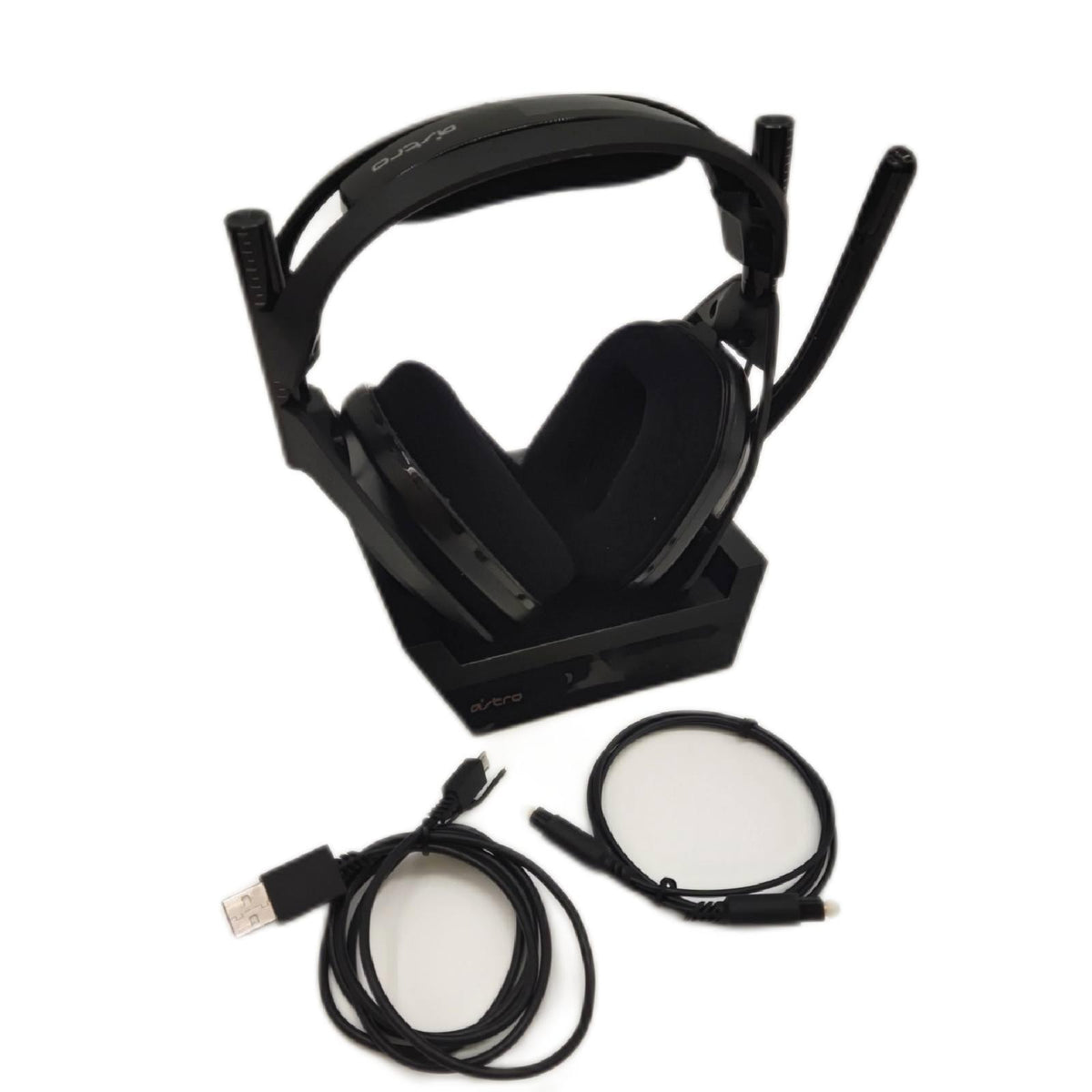 ASTRO Gaming A50 Wireless Headset Ladestation 4 Generation Dolby Audio gebraucht sichtbar