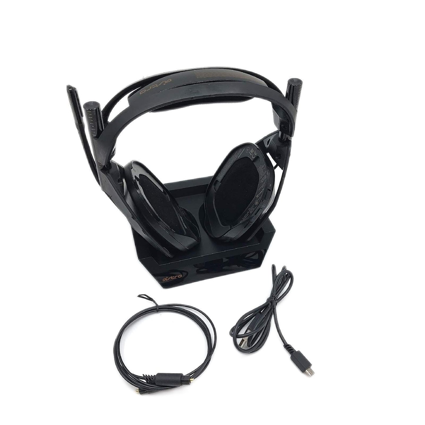 Astro Gaming A50 Wireless Gaming Headset Ladestation 4 Generation Gebrauchsspuren Ohrpolster